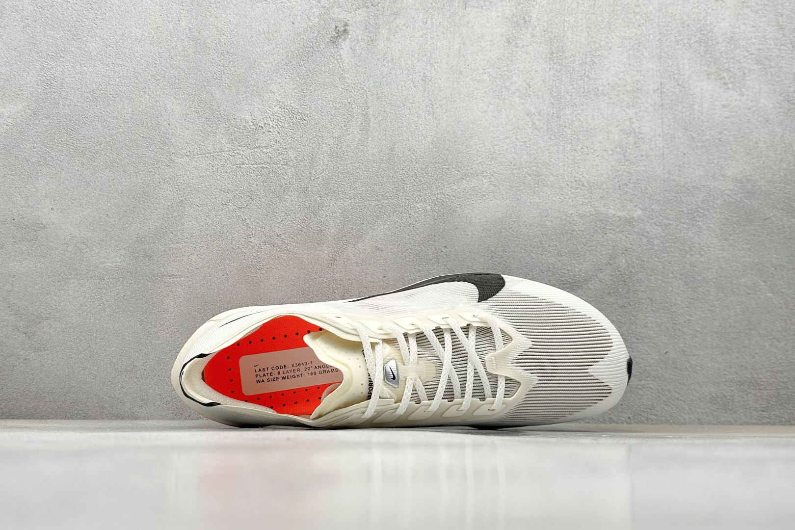 300 Nike ZoomX Vaporfly NEXT%4 减震马拉松跑步鞋 全掌碳纤维 HF6413-100-Chinese UA Cheap High Quatity Brand Clothes Bags handbags Sneakers wholesale wholesaler seller from China Factory suppliers Fashion Clothing Shoes best Quality Beautiful Price 300 Nike ZoomX Vaporfly NEXT%4 减震马拉松跑步鞋 全掌碳纤维 HF6413-100