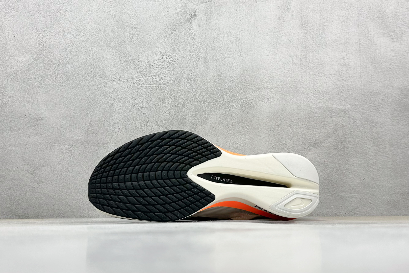 300 Nike ZoomX Vaporfly NEXT%4 减震马拉松跑步鞋 全掌碳纤维 HF6413-100-Chinese UA Cheap High Quatity Brand Clothes Bags handbags Sneakers wholesale wholesaler seller from China Factory suppliers Fashion Clothing Shoes best Quality Beautiful Price 300 Nike ZoomX Vaporfly NEXT%4 减震马拉松跑步鞋 全掌碳纤维 HF6413-100