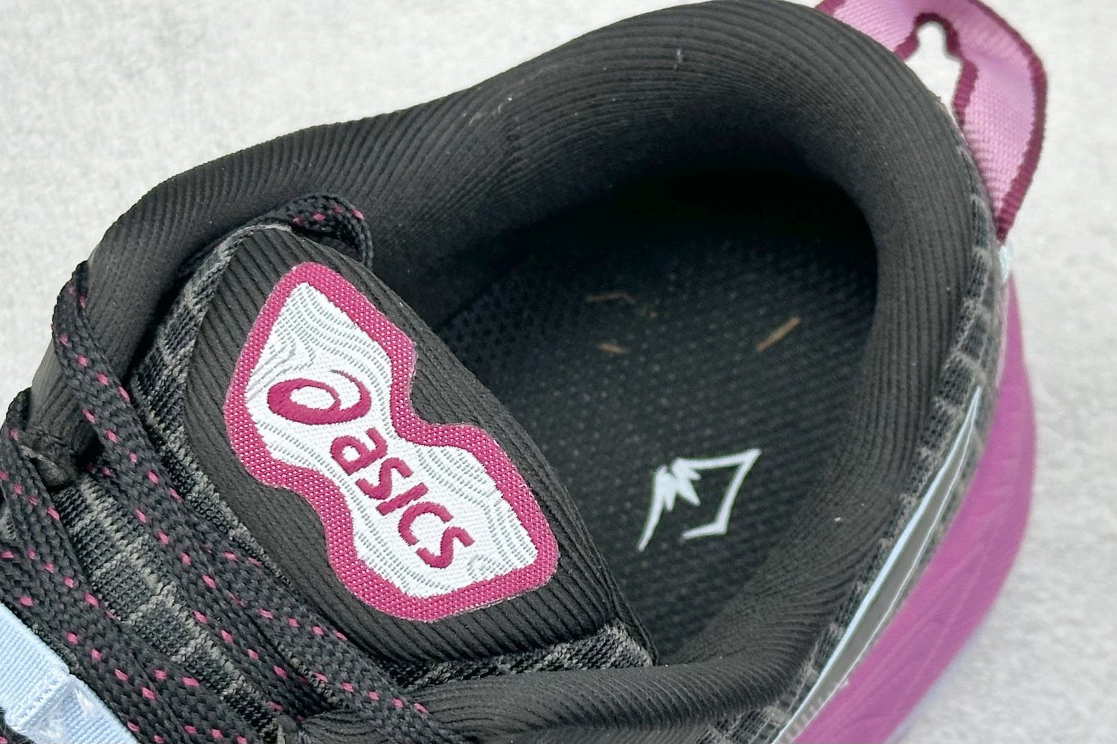 180 XL版 Asics Gel-Trabuco Max3 复古亚瑟士透气休闲鞋缓震男子耐磨跑步鞋 1011B800