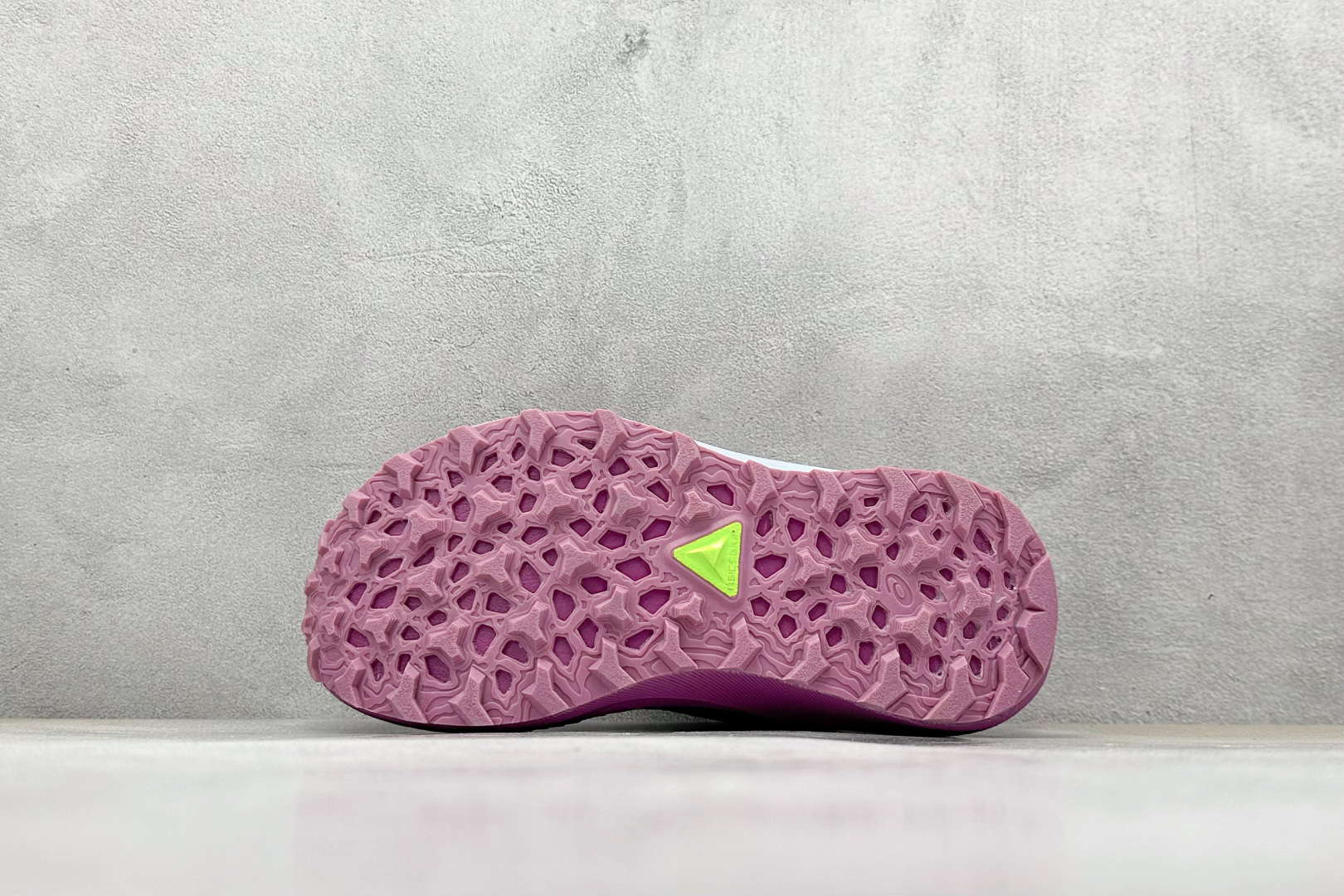 180 XL版 Asics Gel-Trabuco Max3 复古亚瑟士透气休闲鞋缓震男子耐磨跑步鞋 1011B800