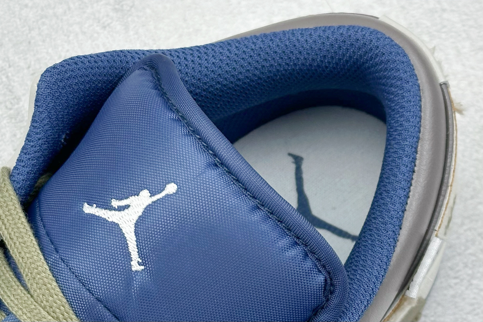 300 FS版 Air Jordan 1 Retro Low 熊猫恶作剧 拓荒骑士 荒无地 棕灰 553558-414-Chinese UA Cheap High Quatity Brand Clothes Bags handbags Sneakers wholesale wholesaler seller from China Factory suppliers Fashion Clothing Shoes best Quality Beautiful Price 300 FS版 Air Jordan 1 Retro Low 熊猫恶作剧 拓荒骑士 荒无地 棕灰 553558-414