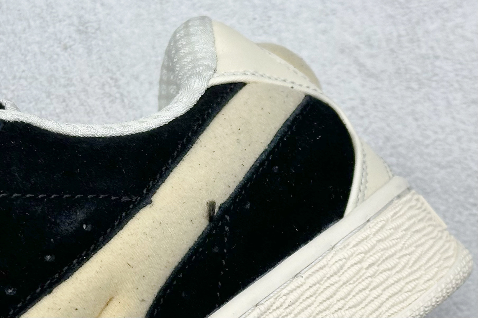 170 TG版 PUMA Suede XL 百搭单品 彪马 防滑耐磨低帮板鞋 399415-01-Chinese UA Cheap High Quatity Brand Clothes Bags handbags Sneakers wholesale wholesaler seller from China Factory suppliers Fashion Clothing Shoes best Quality Beautiful Price 170 TG版 PUMA Suede XL 百搭单品 彪马 防滑耐磨低帮板鞋 399415-01