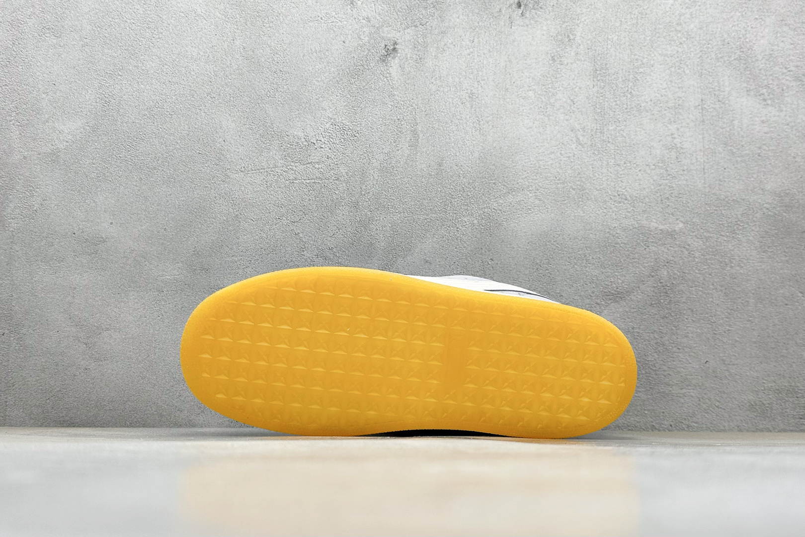 170 TG版 PUMA Suede XL 百搭单品 彪马 防滑耐磨低帮板鞋 395205-62-Chinese UA Cheap High Quatity Brand Clothes Bags handbags Sneakers wholesale wholesaler seller from China Factory suppliers Fashion Clothing Shoes best Quality Beautiful Price 170 TG版 PUMA Suede XL 百搭单品 彪马 防滑耐磨低帮板鞋 395205-62