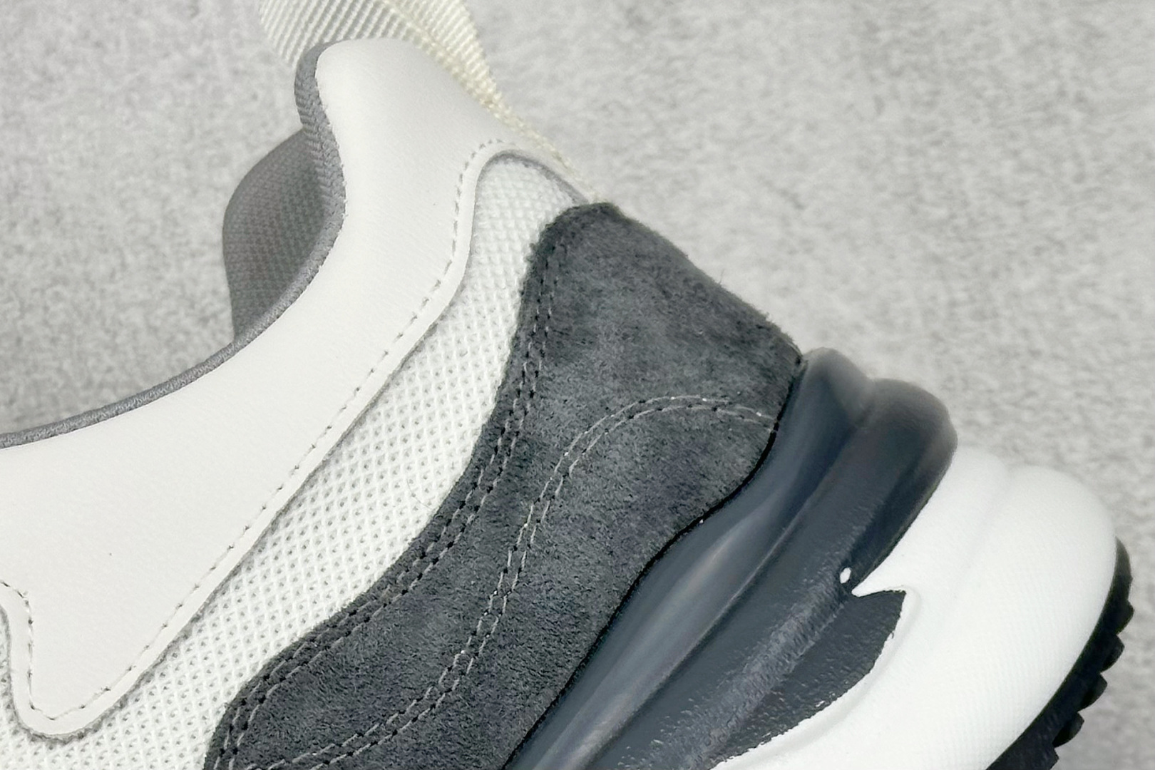 280 Ecco 爱步 2023夏季新款潮流拼接华夫复古老爹鞋 689373-Chinese UA Cheap High Quatity Brand Clothes Bags handbags Sneakers wholesale wholesaler seller from China Factory suppliers Fashion Clothing Shoes best Quality Beautiful Price 280 Ecco 爱步 2023夏季新款潮流拼接华夫复古老爹鞋 689373