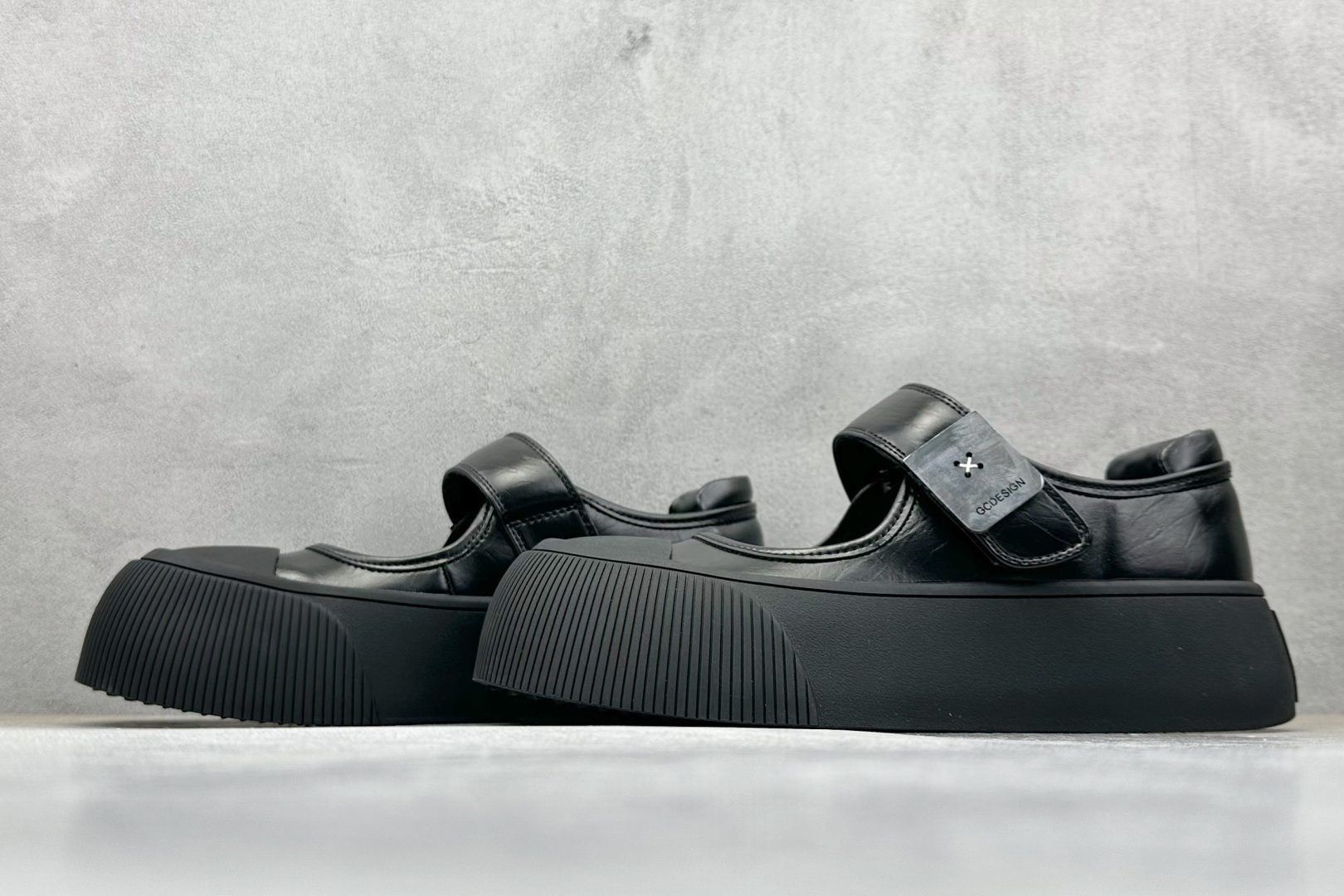 220 BF版 新晋潮流鞋靴品牌GGCC夏季新款 4.5cm厚底 银河微光 G25U4817-Chinese UA Cheap High Quatity Brand Clothes Bags handbags Sneakers wholesale wholesaler seller from China Factory suppliers Fashion Clothing Shoes best Quality Beautiful Price 220 BF版 新晋潮流鞋靴品牌GGCC夏季新款 4.5cm厚底 银河微光 G25U4817