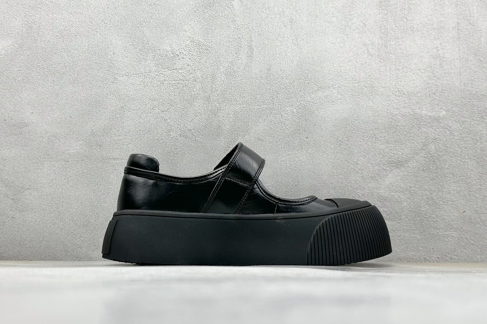 220 BF版 新晋潮流鞋靴品牌GGCC夏季新款 4.5cm厚底 银河微光 G25U4817-Chinese UA Cheap High Quatity Brand Clothes Bags handbags Sneakers wholesale wholesaler seller from China Factory suppliers Fashion Clothing Shoes best Quality Beautiful Price 220 BF版 新晋潮流鞋靴品牌GGCC夏季新款 4.5cm厚底 银河微光 G25U4817