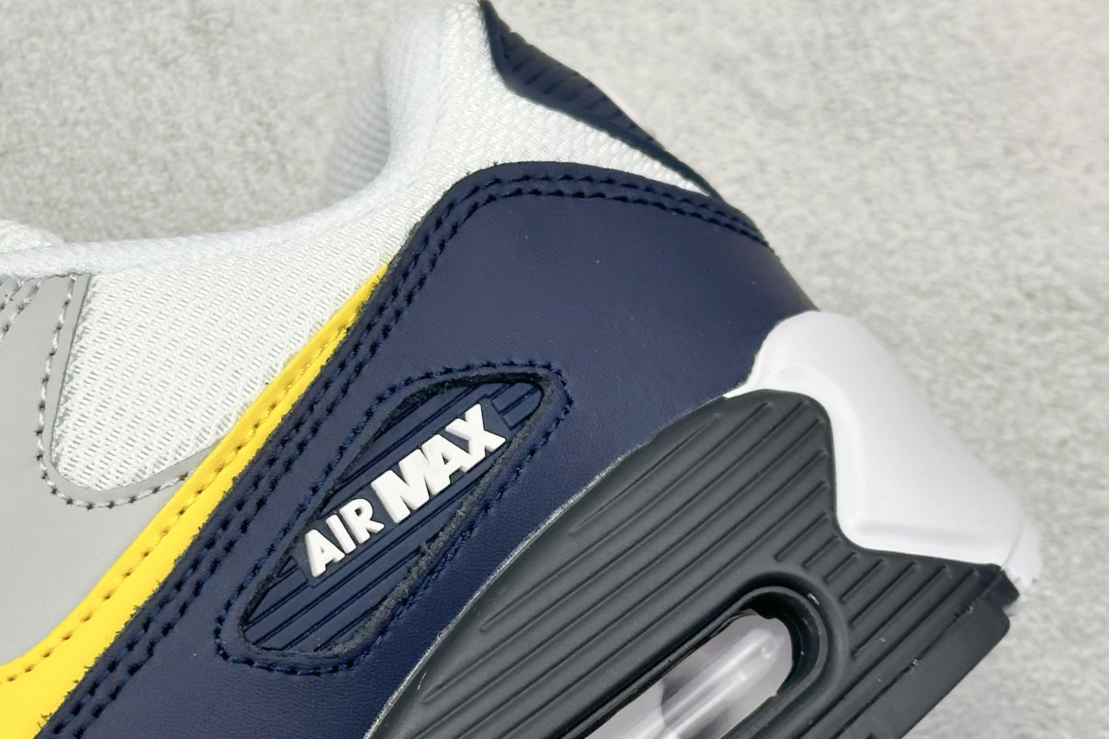 180 NK Air MAX 90 气垫复古减震跑步鞋 DM0029-011-Chinese UA Cheap High Quatity Brand Clothes Bags handbags Sneakers wholesale wholesaler seller from China Factory suppliers Fashion Clothing Shoes best Quality Beautiful Price 180 NK Air MAX 90 气垫复古减震跑步鞋 DM0029-011