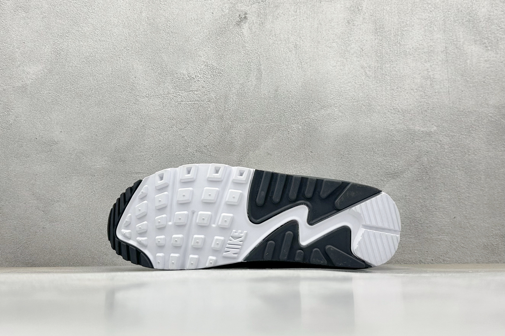 180 NK Air MAX 90 气垫复古减震跑步鞋 DM0029-011-Chinese UA Cheap High Quatity Brand Clothes Bags handbags Sneakers wholesale wholesaler seller from China Factory suppliers Fashion Clothing Shoes best Quality Beautiful Price 180 NK Air MAX 90 气垫复古减震跑步鞋 DM0029-011