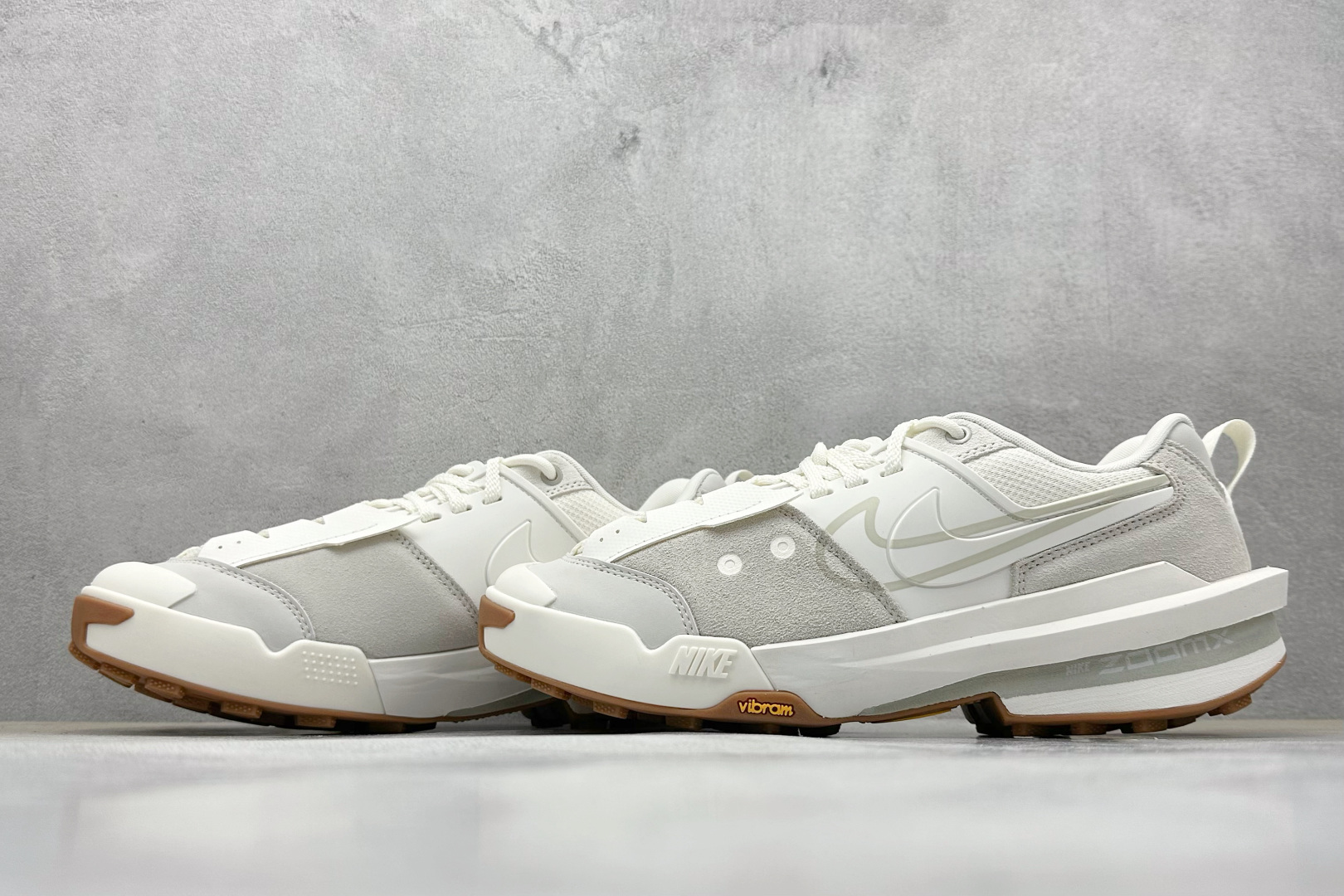 290 S版 Sacai x Nike Zegamadome SP 联名款 机能风休闲运动鞋 HQ8618-005-Chinese UA Cheap High Quatity Brand Clothes Bags handbags Sneakers wholesale wholesaler seller from China Factory suppliers Fashion Clothing Shoes best Quality Beautiful Price 290 S版 Sacai x Nike Zegamadome SP 联名款 机能风休闲运动鞋 HQ8618-005