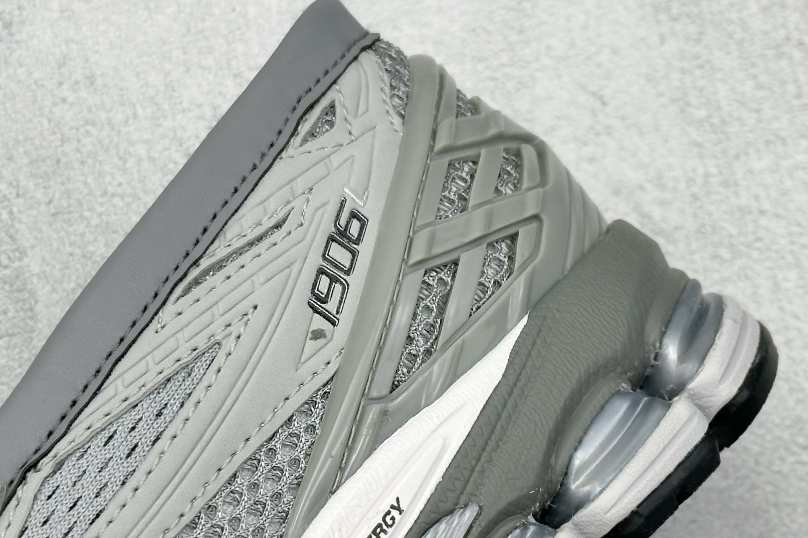 190 RA版 New Balance 1906一脚蹬 减震防滑耐磨 低帮 生活休闲鞋 U1906LGR-Chinese UA Cheap High Quatity Brand Clothes Bags handbags Sneakers wholesale wholesaler seller from China Factory suppliers Fashion Clothing Shoes best Quality Beautiful Price 190 RA版 New Balance 1906一脚蹬 减震防滑耐磨 低帮 生活休闲鞋 U1906LGR