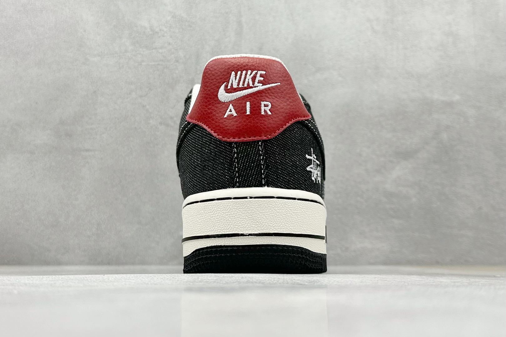 260 SC版 Nike Air Force 1'07 Low 斯图西联名 深灰织布 空军一号低帮休闲板鞋 LW9279-002