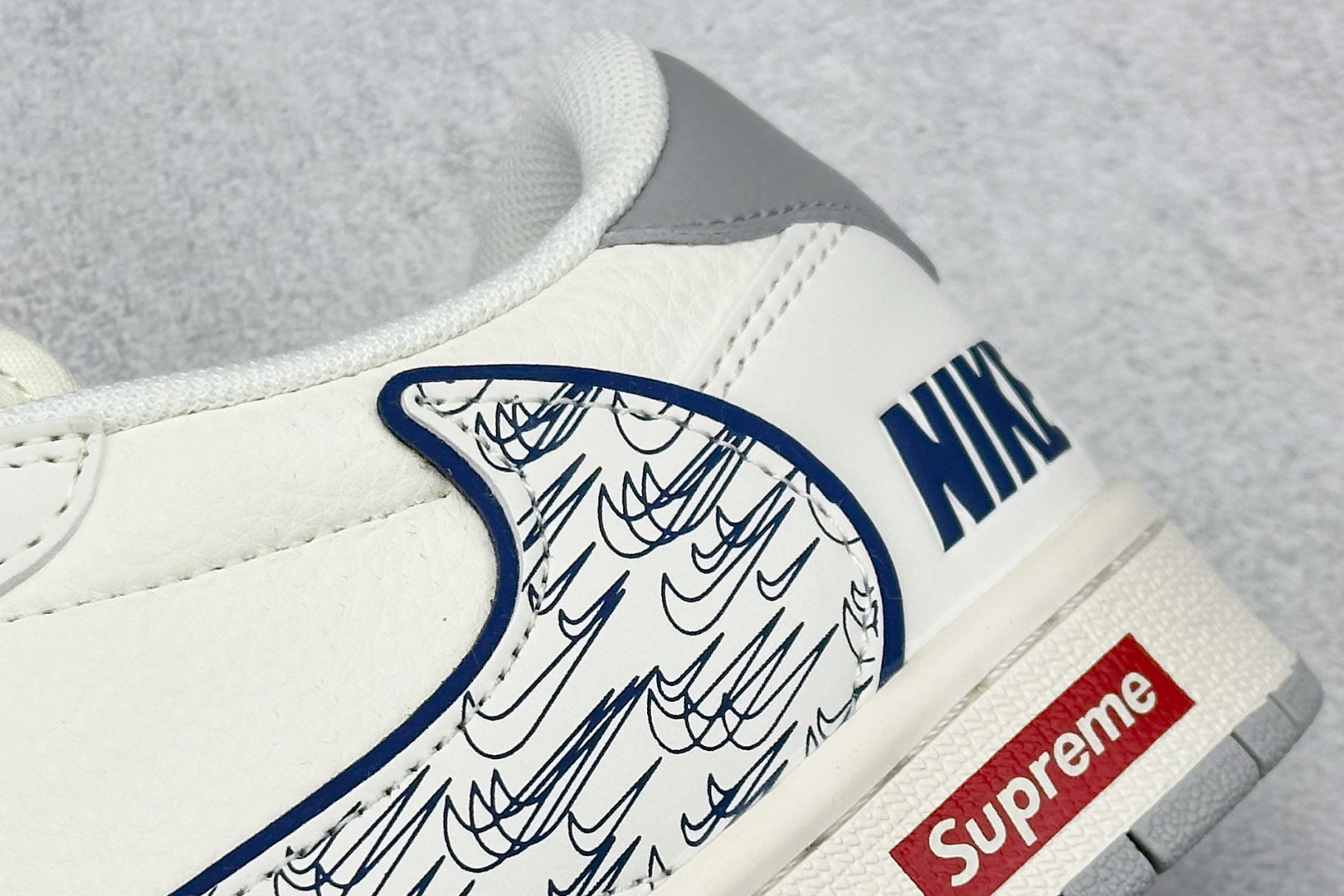 280 XC版 Travis Scott x Fragment Design x Air Jordan 1 Low SP AJ1 乔1 耐克联名 多重勾 低帮文化休闲板鞋 XS7089-597-Chinese UA Cheap High Quatity Brand Clothes Bags handbags Sneakers wholesale wholesaler seller from China Factory suppliers Fashion Clothing Shoes best Quality Beautiful Price 280 XC版 Travis Scott x Fragment Design x Air Jordan 1 Low SP AJ1 乔1 耐克联名 多重勾 低帮文化休闲板鞋 XS7089-597