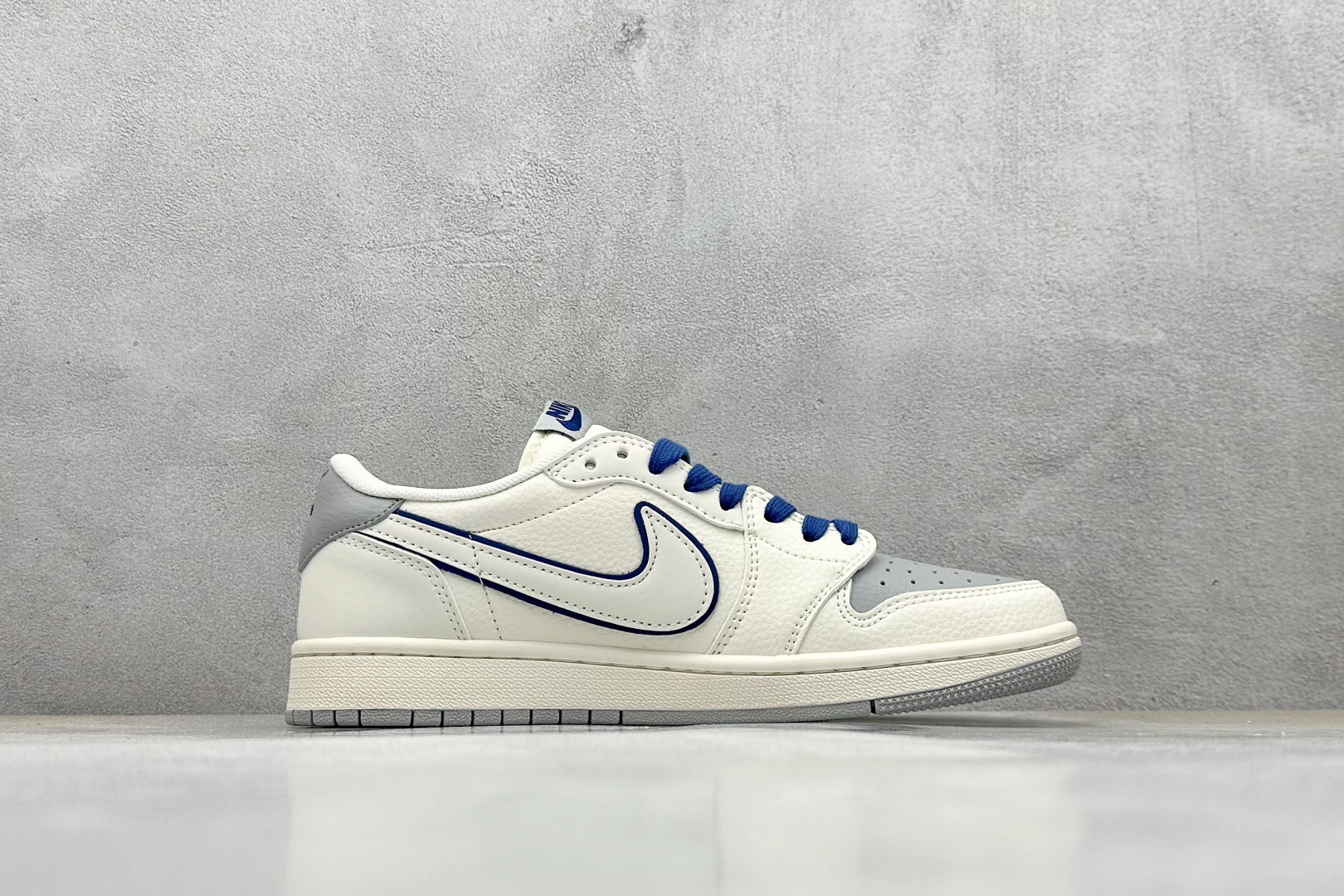 280 XC版 Travis Scott x Fragment Design x Air Jordan 1 Low SP AJ1 乔1 耐克联名 多重勾 低帮文化休闲板鞋 XS7089-597-Chinese UA Cheap High Quatity Brand Clothes Bags handbags Sneakers wholesale wholesaler seller from China Factory suppliers Fashion Clothing Shoes best Quality Beautiful Price 280 XC版 Travis Scott x Fragment Design x Air Jordan 1 Low SP AJ1 乔1 耐克联名 多重勾 低帮文化休闲板鞋 XS7089-597