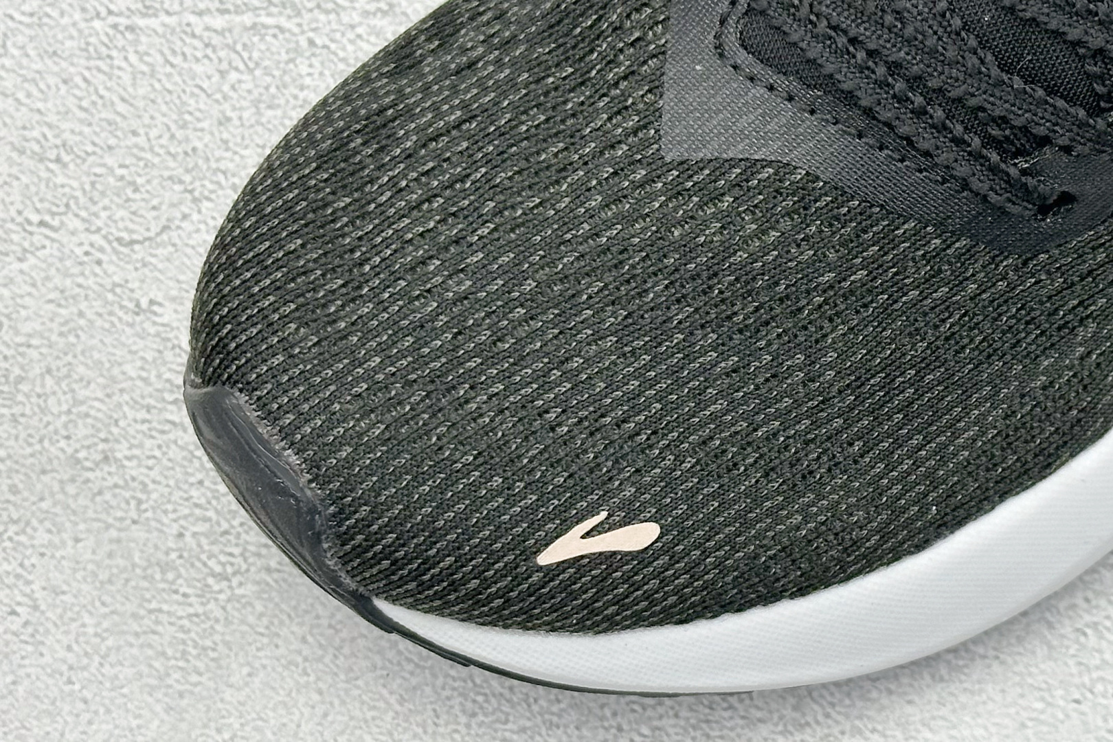 200 Brooks Hyperion Max 2 布鲁克斯 烈风2系列低帮透气缓震支撑休闲运动慢跑鞋 110432 1D 098