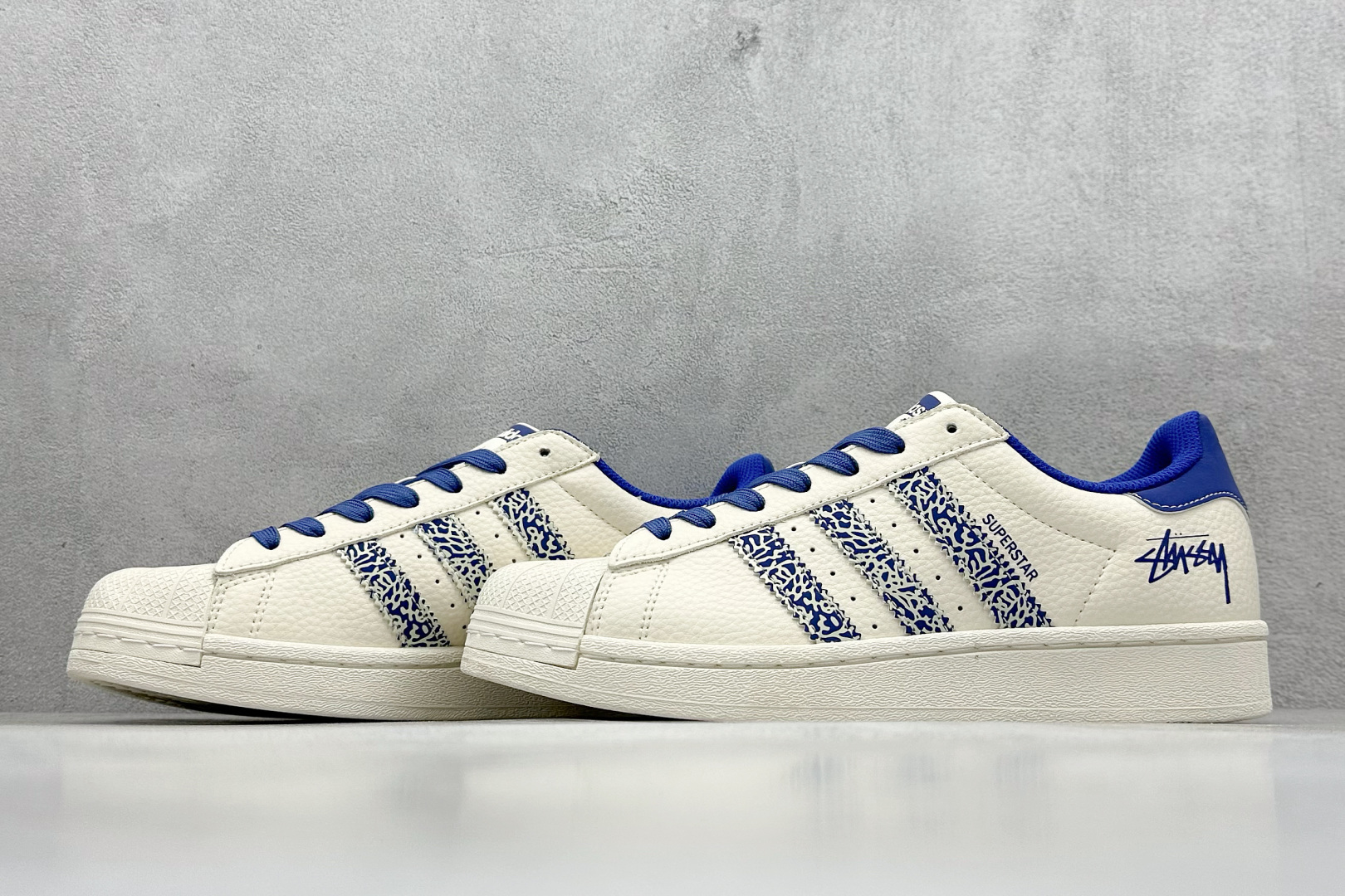 240 AD Originals Superstar x 斯图西 XG0009-Chinese UA Cheap High Quatity Brand Clothes Bags handbags Sneakers wholesale wholesaler seller from China Factory suppliers Fashion Clothing Shoes best Quality Beautiful Price 240 AD Originals Superstar x 斯图西 XG0009