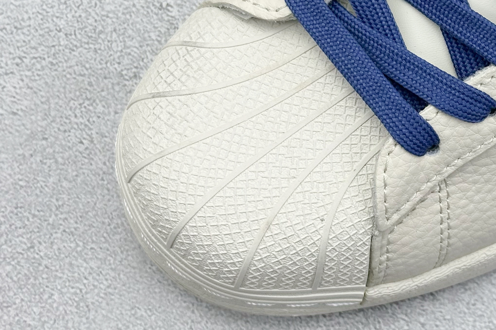 240 AD Originals Superstar x 斯图西 XG0009-Chinese UA Cheap High Quatity Brand Clothes Bags handbags Sneakers wholesale wholesaler seller from China Factory suppliers Fashion Clothing Shoes best Quality Beautiful Price 240 AD Originals Superstar x 斯图西 XG0009