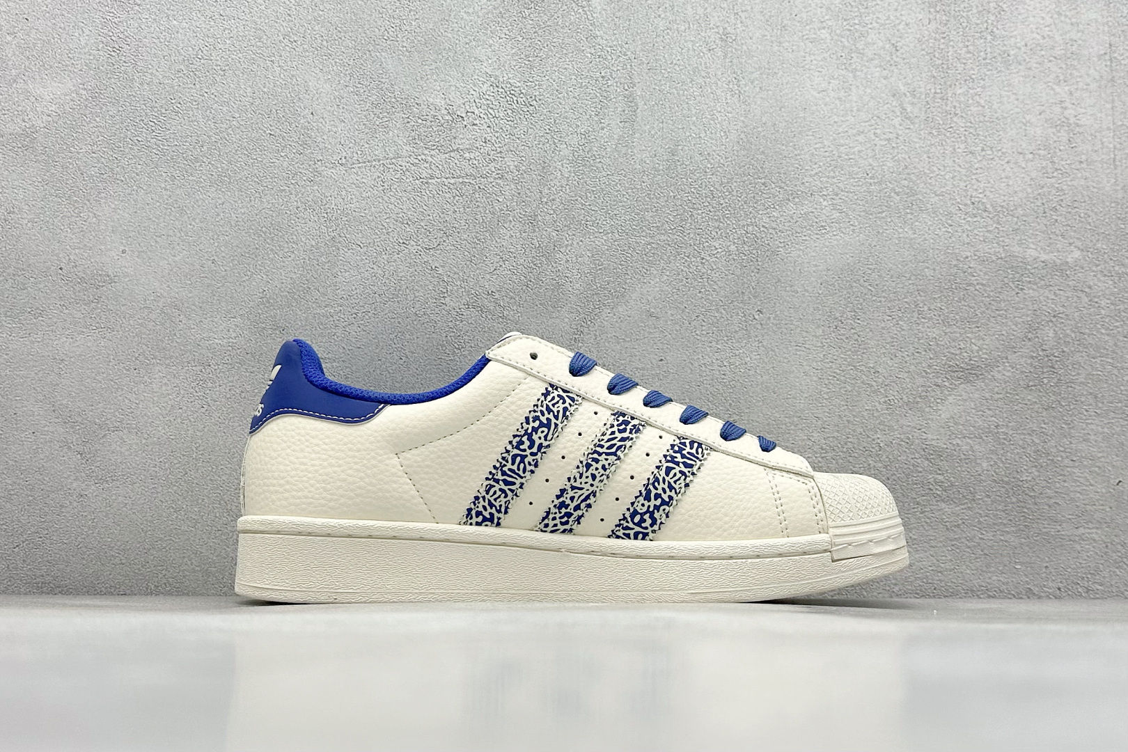 240 AD Originals Superstar x 斯图西 XG0009-Chinese UA Cheap High Quatity Brand Clothes Bags handbags Sneakers wholesale wholesaler seller from China Factory suppliers Fashion Clothing Shoes best Quality Beautiful Price 240 AD Originals Superstar x 斯图西 XG0009