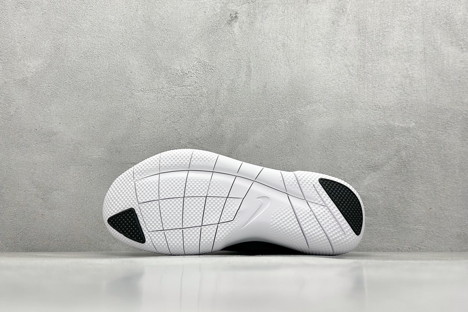 140 NK Free 2025 赤足透气缓震运动跑鞋 HF1078-002