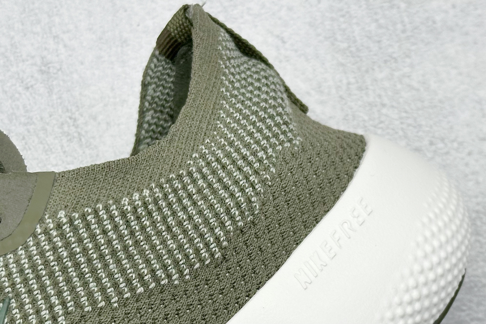 140 NK Free 2025 赤足透气缓震运动跑鞋 HF1078-200-Chinese UA Cheap High Quatity Brand Clothes Bags handbags Sneakers wholesale wholesaler seller from China Factory suppliers Fashion Clothing Shoes best Quality Beautiful Price 140 NK Free 2025 赤足透气缓震运动跑鞋 HF1078-200