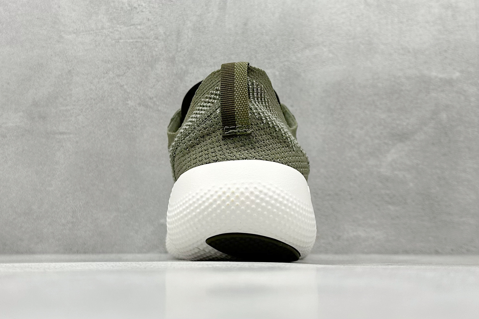 140 NK Free 2025 赤足透气缓震运动跑鞋 HF1078-200-Chinese UA Cheap High Quatity Brand Clothes Bags handbags Sneakers wholesale wholesaler seller from China Factory suppliers Fashion Clothing Shoes best Quality Beautiful Price 140 NK Free 2025 赤足透气缓震运动跑鞋 HF1078-200