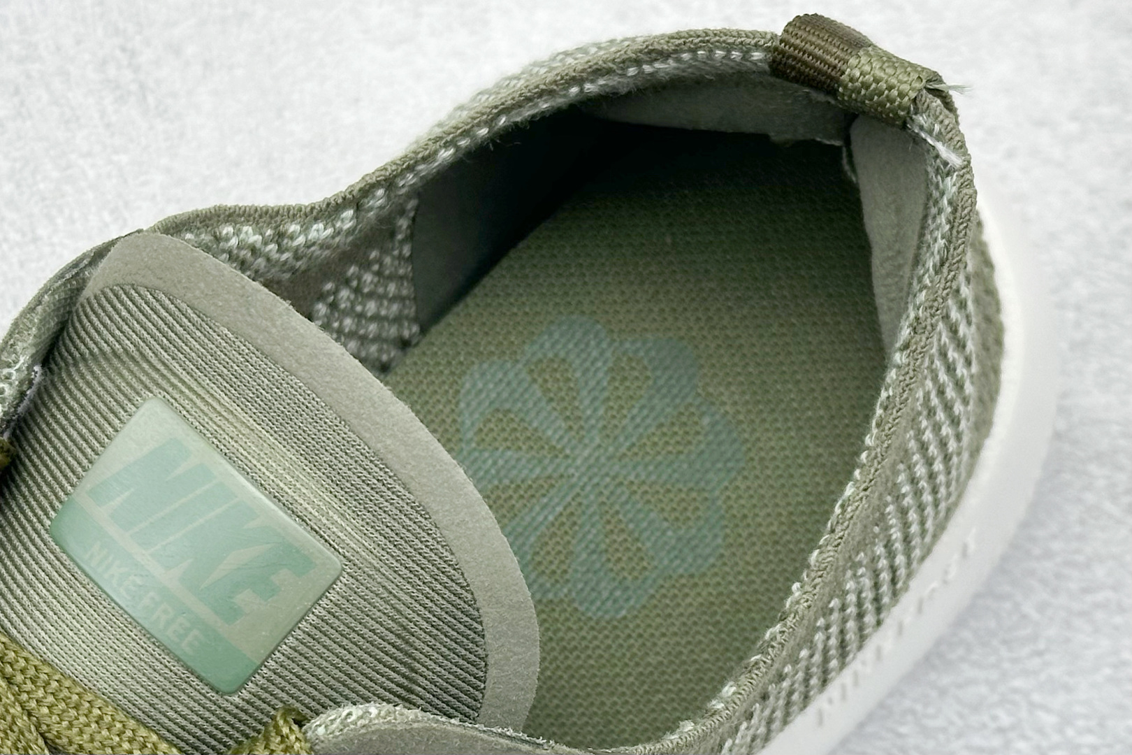 140 NK Free 2025 赤足透气缓震运动跑鞋 HF1078-200-Chinese UA Cheap High Quatity Brand Clothes Bags handbags Sneakers wholesale wholesaler seller from China Factory suppliers Fashion Clothing Shoes best Quality Beautiful Price 140 NK Free 2025 赤足透气缓震运动跑鞋 HF1078-200