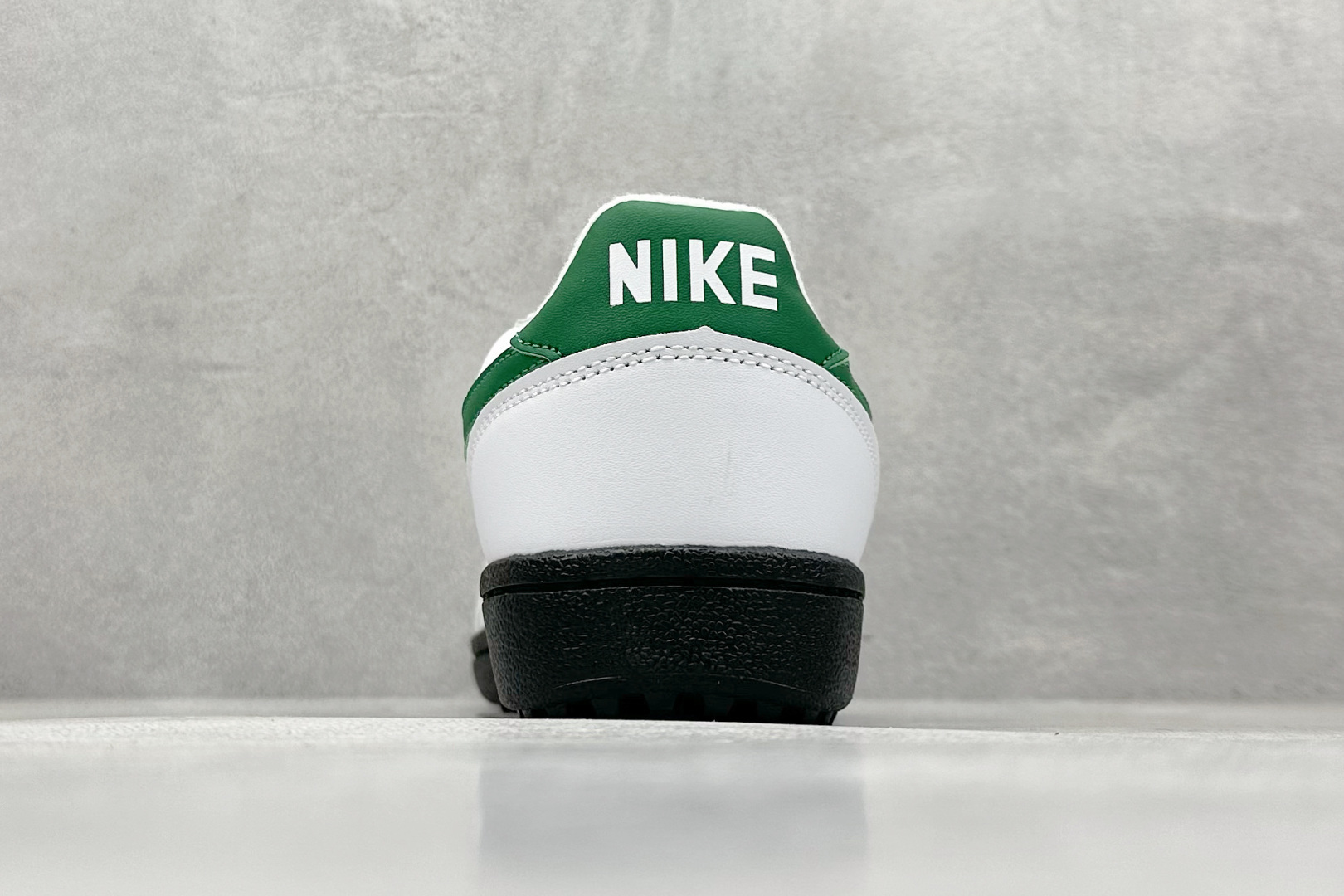 160 NK Field General 82 美式复古球鞋板鞋 随着复古球鞋文化的复兴 FZ5593-103-Chinese UA Cheap High Quatity Brand Clothes Bags handbags Sneakers wholesale wholesaler seller from China Factory suppliers Fashion Clothing Shoes best Quality Beautiful Price 160 NK Field General 82 美式复古球鞋板鞋 随着复古球鞋文化的复兴 FZ5593-103