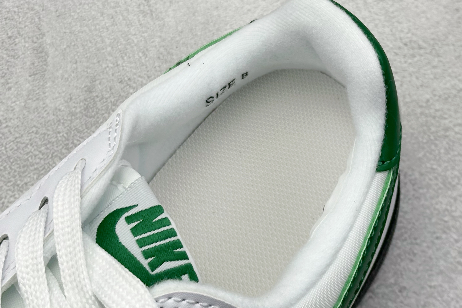 160 NK Field General 82 美式复古球鞋板鞋 随着复古球鞋文化的复兴 FZ5593-103-Chinese UA Cheap High Quatity Brand Clothes Bags handbags Sneakers wholesale wholesaler seller from China Factory suppliers Fashion Clothing Shoes best Quality Beautiful Price 160 NK Field General 82 美式复古球鞋板鞋 随着复古球鞋文化的复兴 FZ5593-103