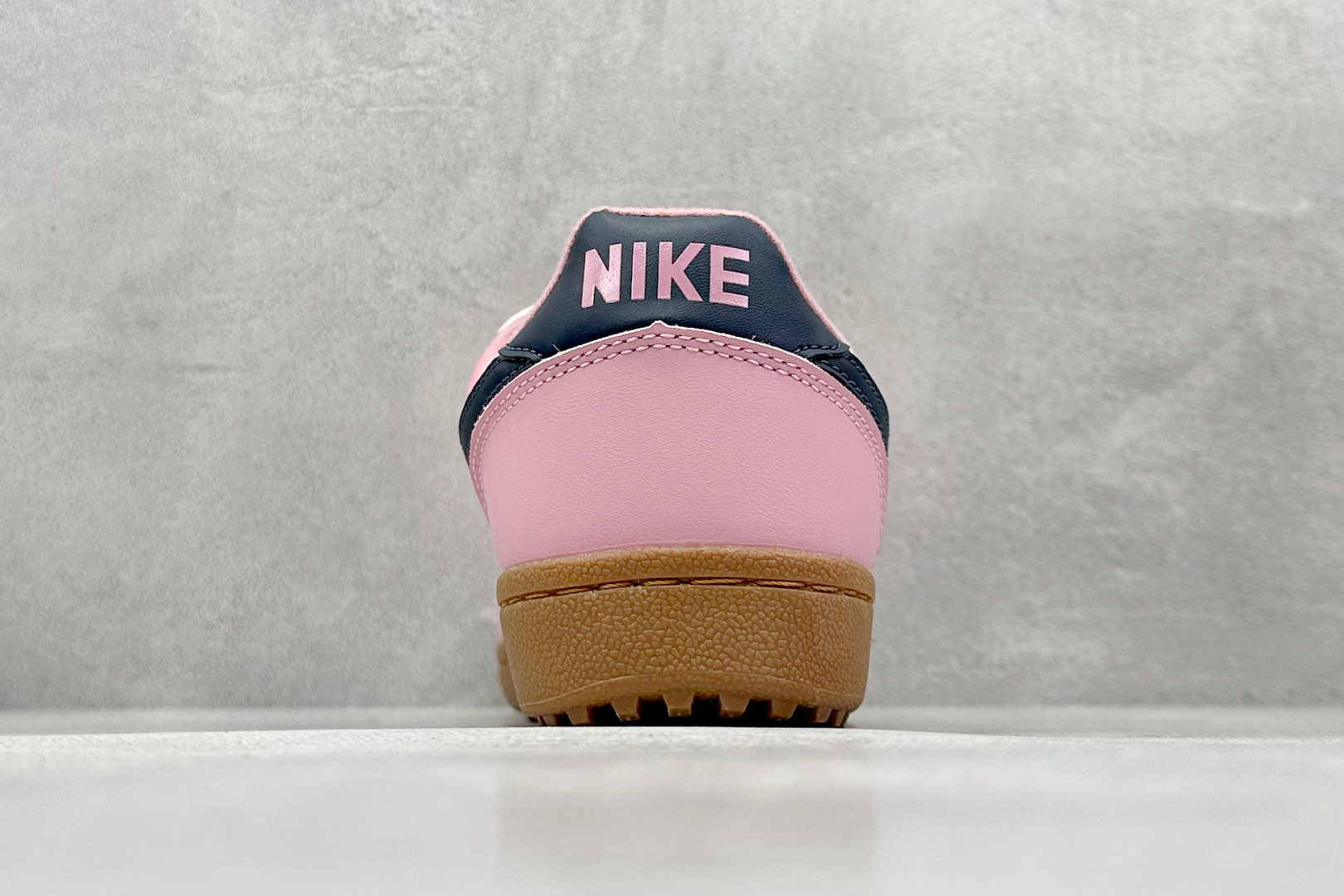 160 NK Field General 82 美式复古球鞋板鞋 随着复古球鞋 FZ5593-600-Chinese UA Cheap High Quatity Brand Clothes Bags handbags Sneakers wholesale wholesaler seller from China Factory suppliers Fashion Clothing Shoes best Quality Beautiful Price 160 NK Field General 82 美式复古球鞋板鞋 随着复古球鞋 FZ5593-600