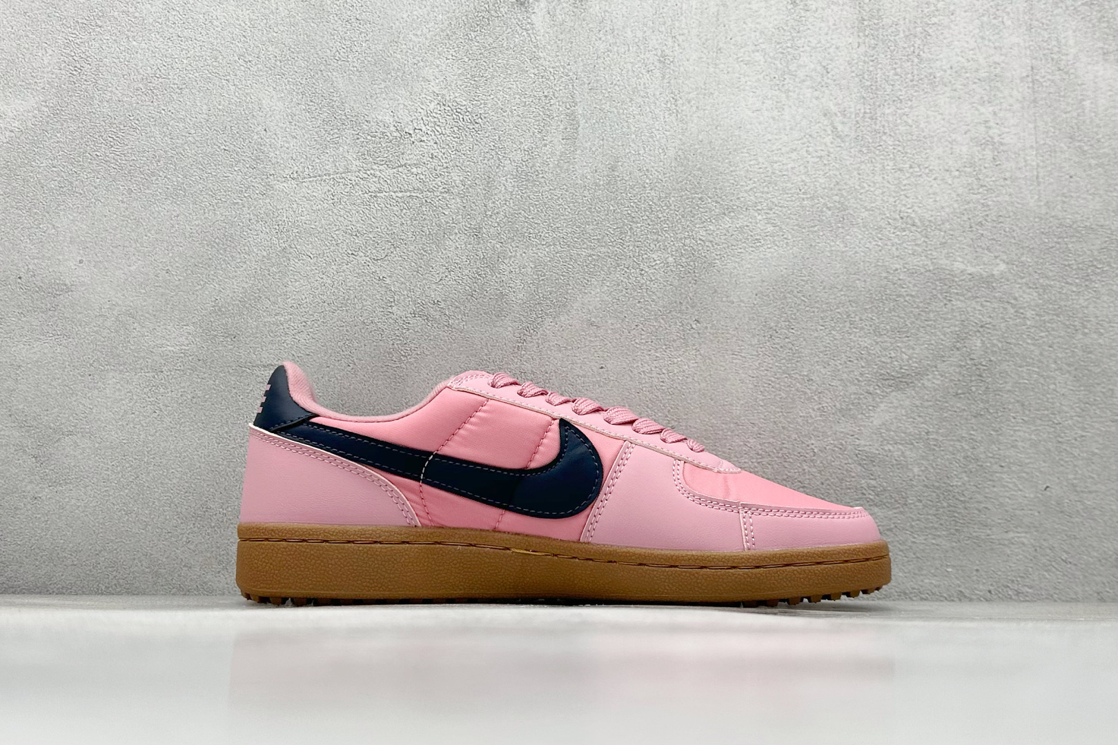 160 NK Field General 82 美式复古球鞋板鞋 随着复古球鞋 FZ5593-600-Chinese UA Cheap High Quatity Brand Clothes Bags handbags Sneakers wholesale wholesaler seller from China Factory suppliers Fashion Clothing Shoes best Quality Beautiful Price 160 NK Field General 82 美式复古球鞋板鞋 随着复古球鞋 FZ5593-600