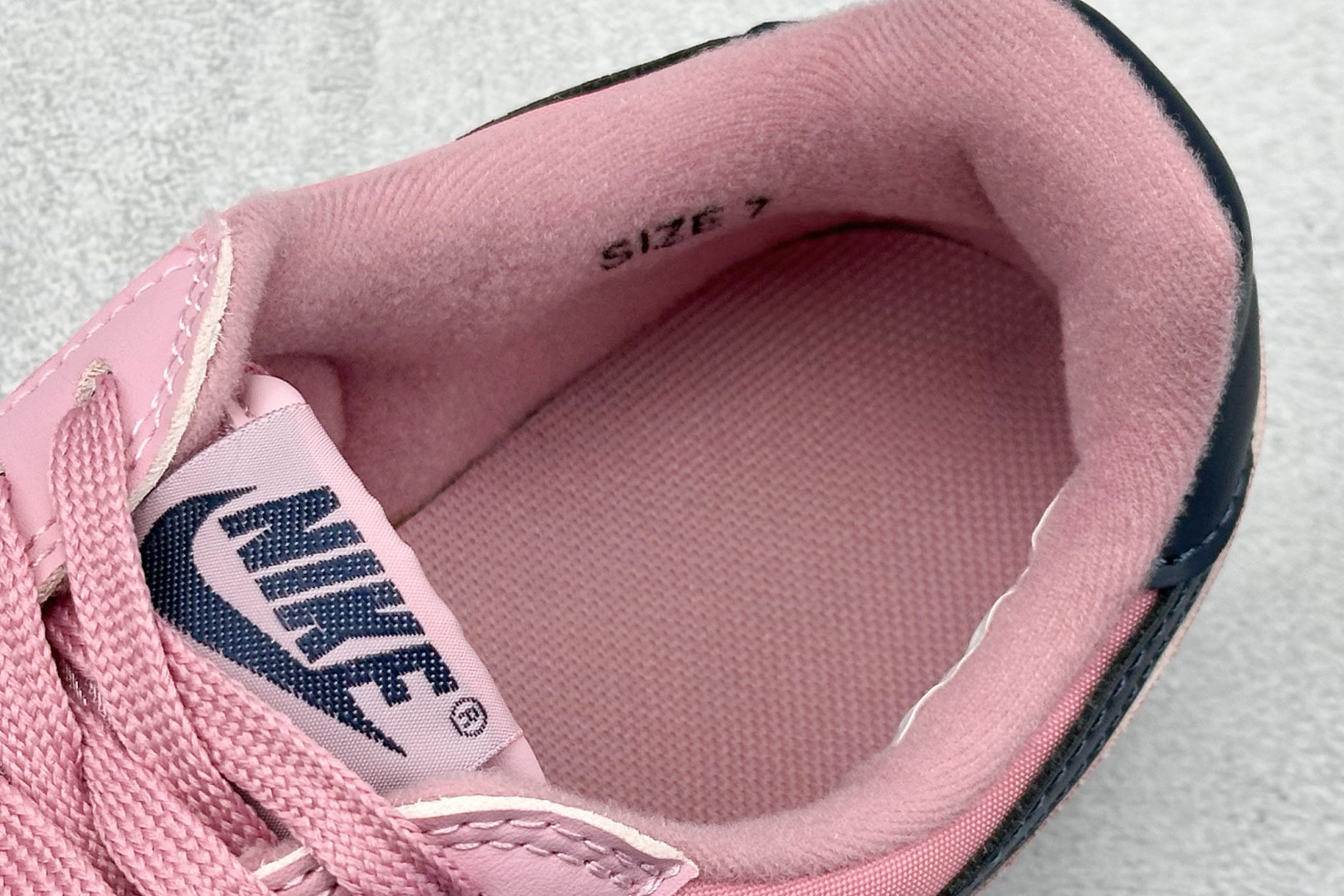 160 NK Field General 82 美式复古球鞋板鞋 随着复古球鞋 FZ5593-600-Chinese UA Cheap High Quatity Brand Clothes Bags handbags Sneakers wholesale wholesaler seller from China Factory suppliers Fashion Clothing Shoes best Quality Beautiful Price 160 NK Field General 82 美式复古球鞋板鞋 随着复古球鞋 FZ5593-600