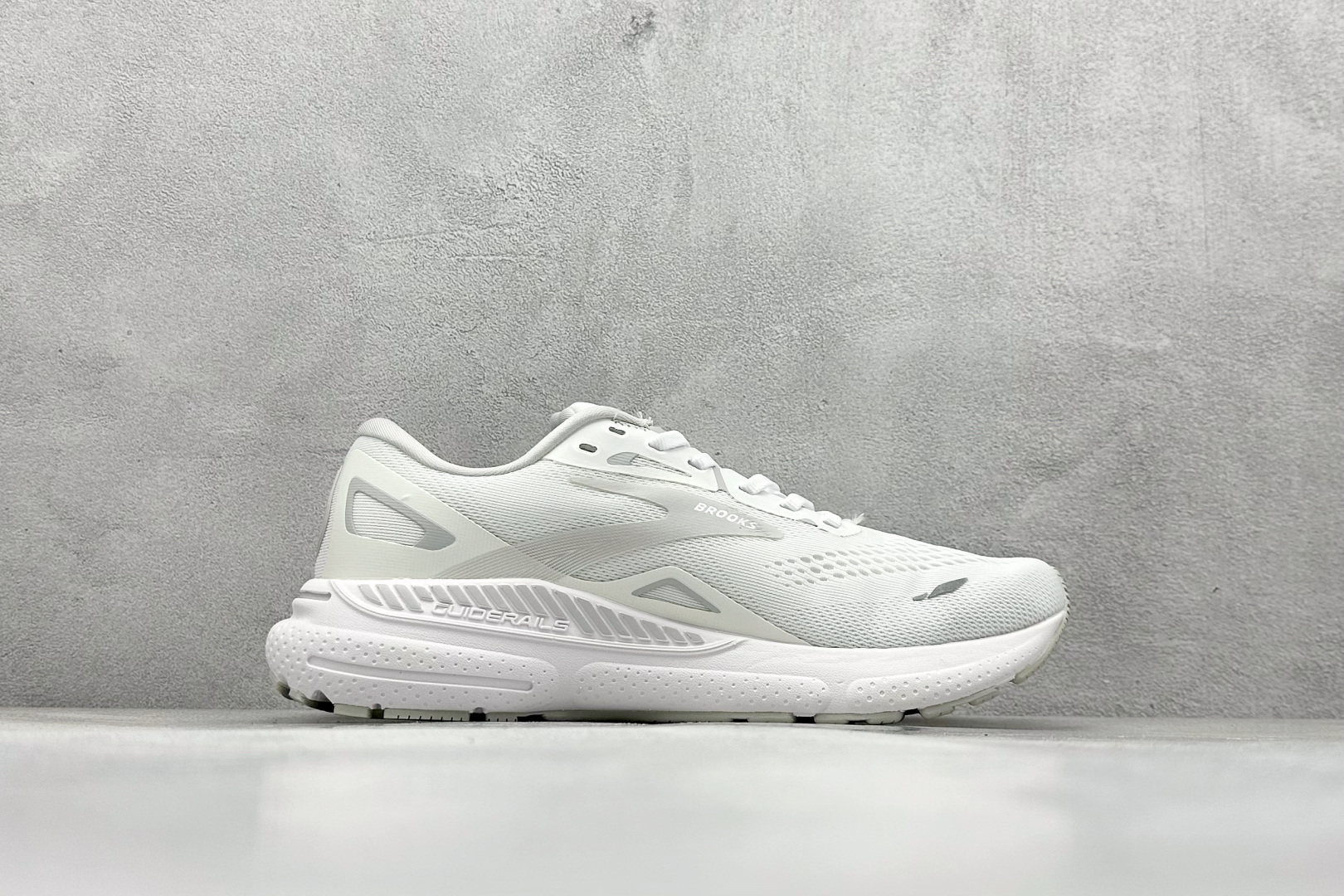 180 Z版 Brooks Adrenaline GTS 23 布鲁克斯网面运动鞋 120381 1B 104-Chinese UA Cheap High Quatity Brand Clothes Bags handbags Sneakers wholesale wholesaler seller from China Factory suppliers Fashion Clothing Shoes best Quality Beautiful Price 180 Z版 Brooks Adrenaline GTS 23 布鲁克斯网面运动鞋 120381 1B 104