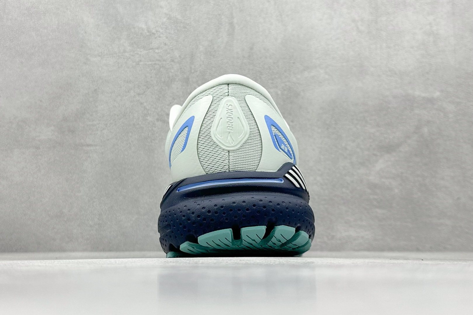 180 Z版 Brooks Adrenaline GTS 23 布鲁克斯网面运动鞋 120381 1B 471-Chinese UA Cheap High Quatity Brand Clothes Bags handbags Sneakers wholesale wholesaler seller from China Factory suppliers Fashion Clothing Shoes best Quality Beautiful Price 180 Z版 Brooks Adrenaline GTS 23 布鲁克斯网面运动鞋 120381 1B 471