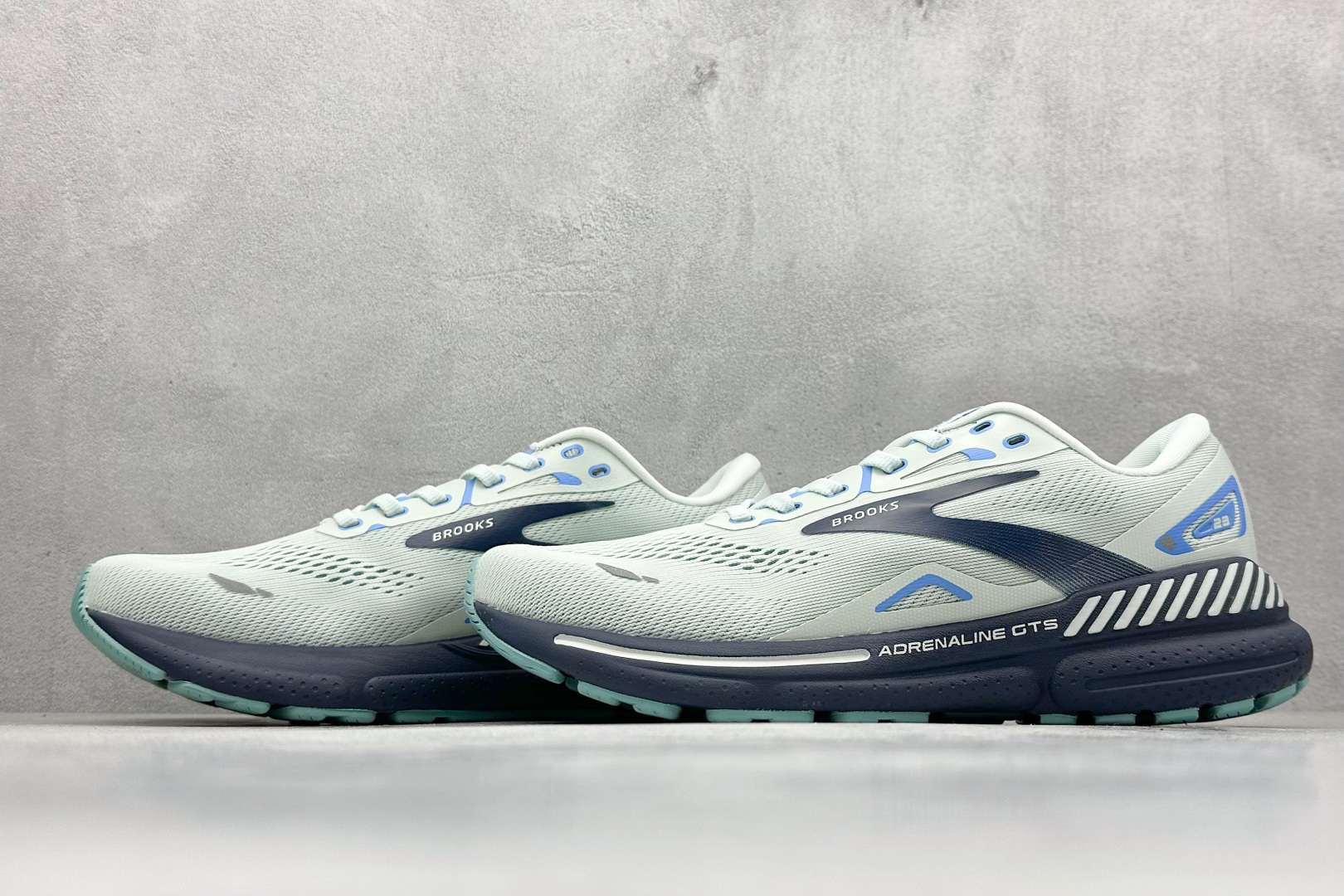 180 Z版 Brooks Adrenaline GTS 23 布鲁克斯网面运动鞋 120381 1B 471-Chinese UA Cheap High Quatity Brand Clothes Bags handbags Sneakers wholesale wholesaler seller from China Factory suppliers Fashion Clothing Shoes best Quality Beautiful Price 180 Z版 Brooks Adrenaline GTS 23 布鲁克斯网面运动鞋 120381 1B 471