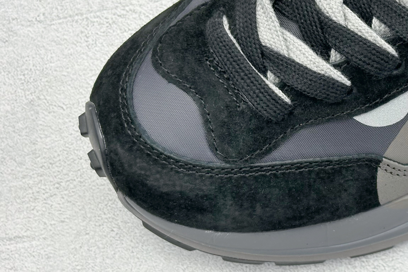 260 S版Sacai X NIKe vaporWaffle 华夫三代3.0 走秀重磅联名运动鞋 DD1875-300