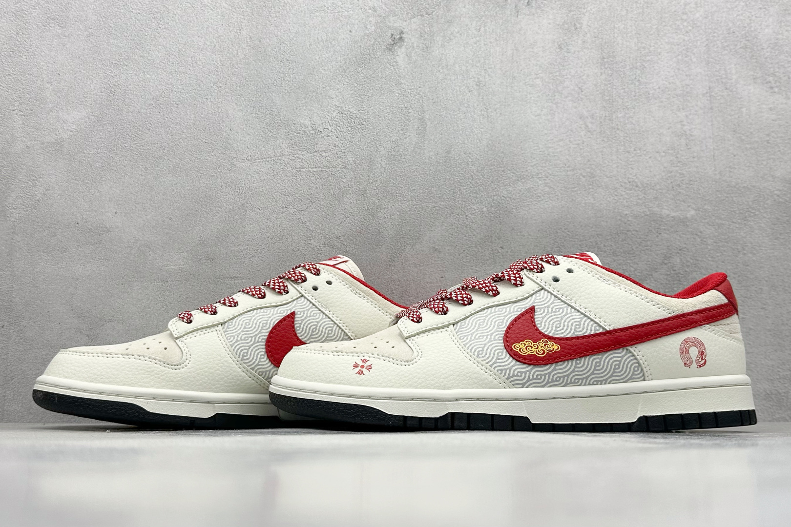 240 XC版 Nk SB Dunk Low 蛇年限定 祥云红勾 周年高端定制 低帮休闲板鞋 DJ2024-094