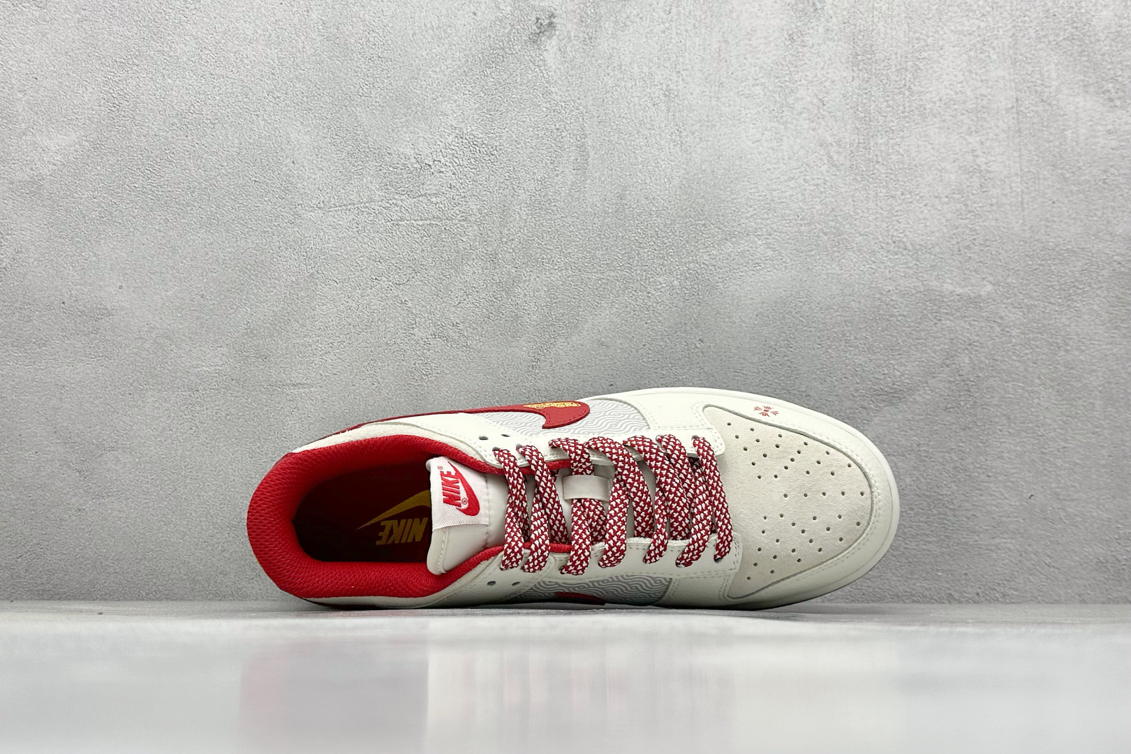 240 XC版 Nk SB Dunk Low 蛇年限定 祥云红勾 周年高端定制 低帮休闲板鞋 DJ2024-094