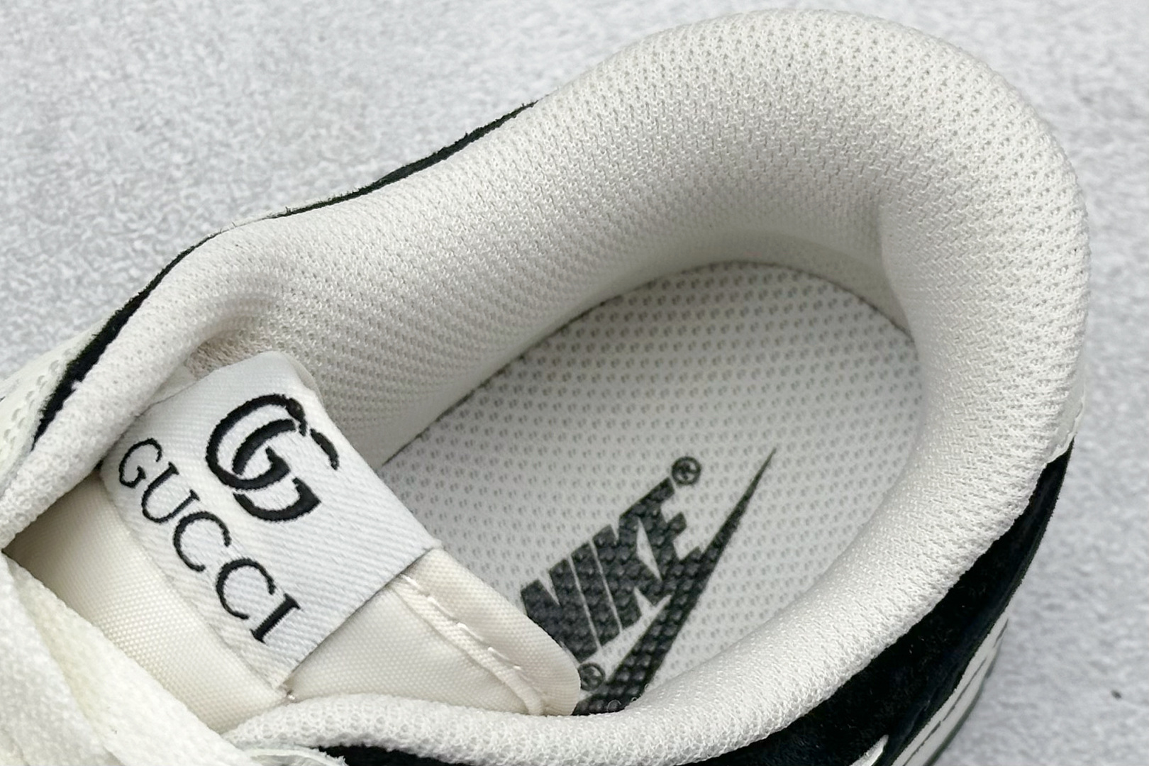 240 XC版 Nk SB Dunk Low 古驰联名 黑白字母 周年高端定制 低帮休闲板鞋 DJ2024-098