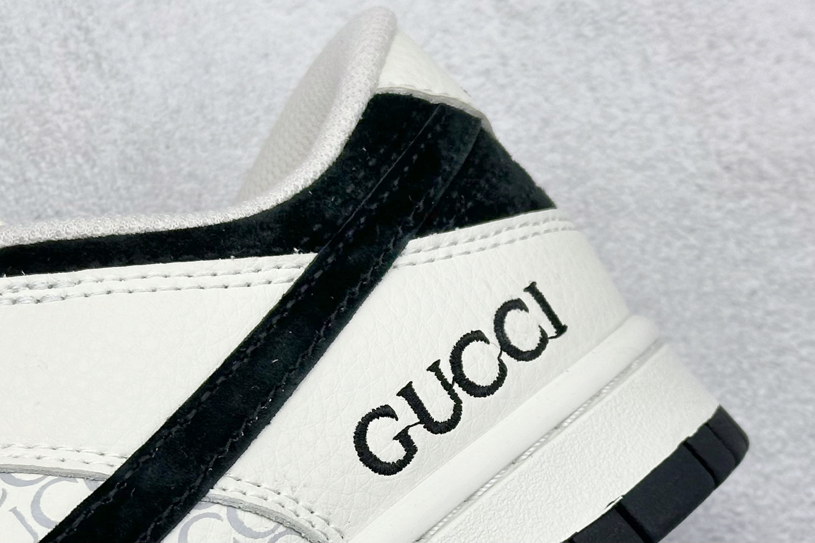 240 XC版 Nk SB Dunk Low 古驰联名 黑白字母 周年高端定制 低帮休闲板鞋 DJ2024-098