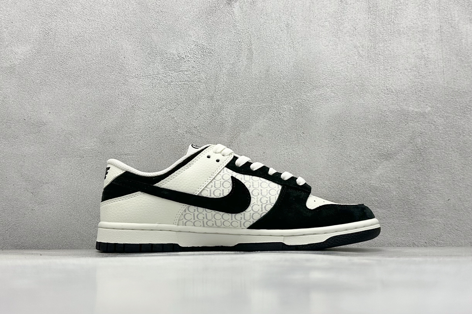 240 XC版 Nk SB Dunk Low 古驰联名 黑白字母 周年高端定制 低帮休闲板鞋 DJ2024-098