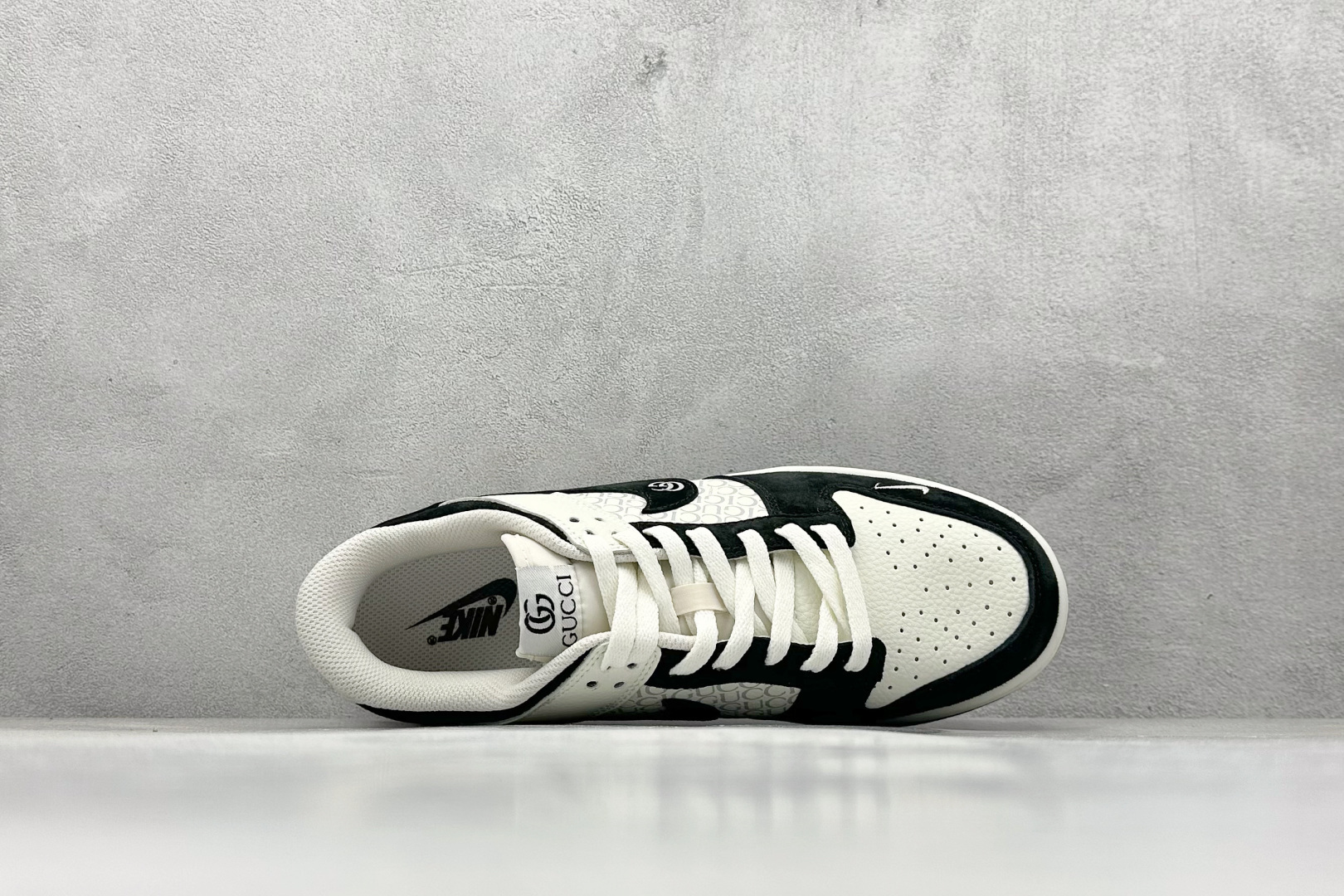 240 XC版 Nk SB Dunk Low 古驰联名 黑白字母 周年高端定制 低帮休闲板鞋 DJ2024-098