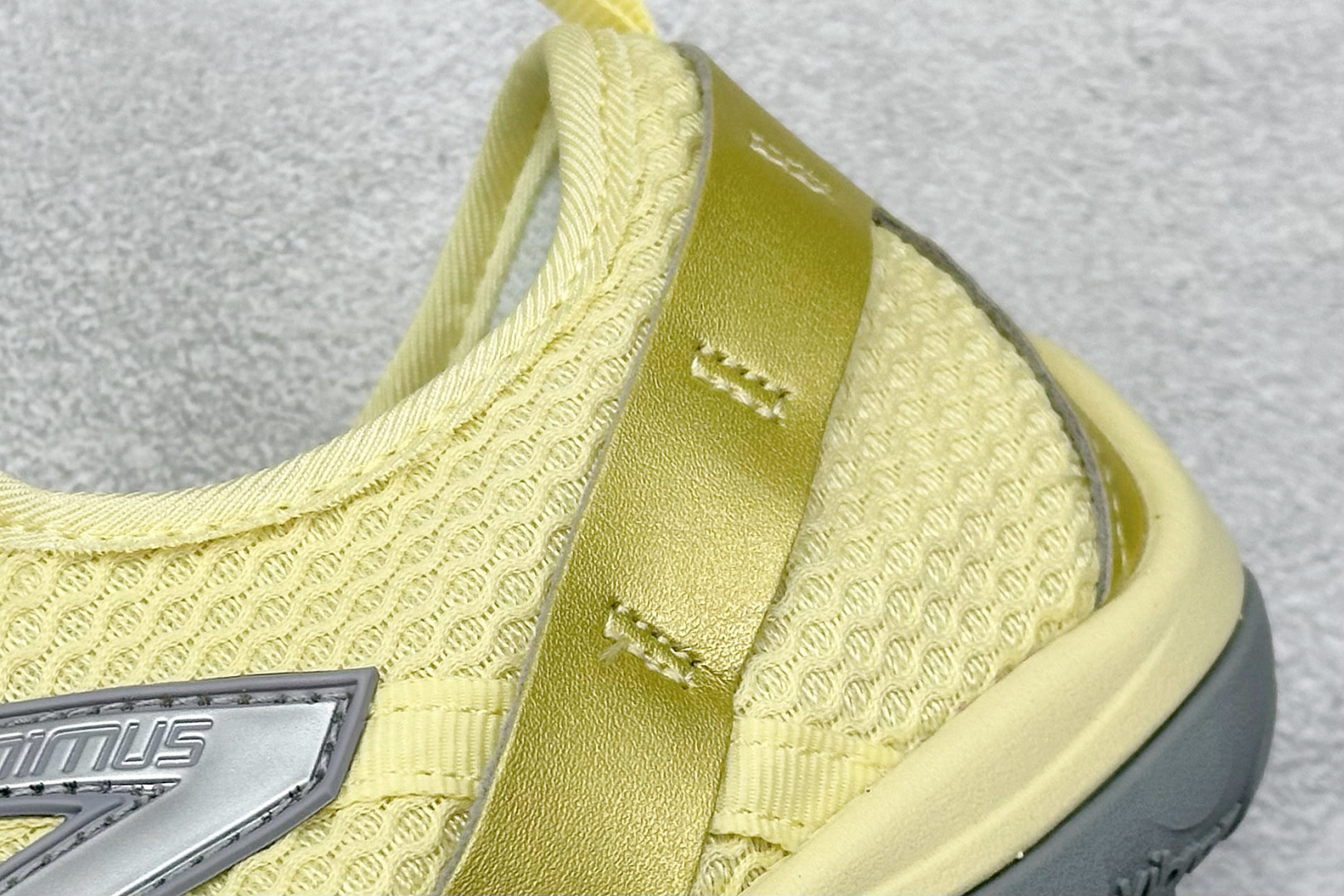 210 ISSEY MIYAKE/ x New Balance NB MT10O 舒适时尚 减震耐磨 低帮 生活休闲鞋 MT10OMB-Chinese UA Cheap High Quatity Brand Clothes Bags handbags Sneakers wholesale wholesaler seller from China Factory suppliers Fashion Clothing Shoes best Quality Beautiful Price 210 ISSEY MIYAKE/ x New Balance NB MT10O 舒适时尚 减震耐磨 低帮 生活休闲鞋 MT10OMB