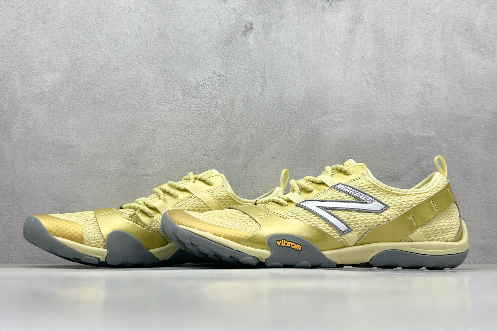 210 ISSEY MIYAKE/ x New Balance NB MT10O 舒适时尚 减震耐磨 低帮 生活休闲鞋 MT10OMB-Chinese UA Cheap High Quatity Brand Clothes Bags handbags Sneakers wholesale wholesaler seller from China Factory suppliers Fashion Clothing Shoes best Quality Beautiful Price 210 ISSEY MIYAKE/ x New Balance NB MT10O 舒适时尚 减震耐磨 低帮 生活休闲鞋 MT10OMB