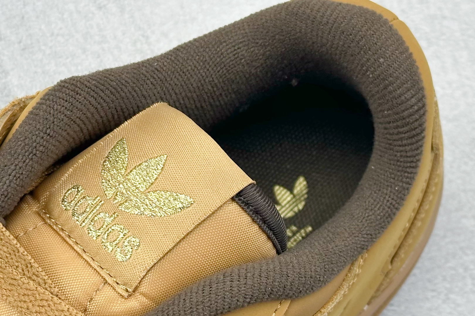 220 Adidas Forum Low CL 低帮百搭潮流休闲运动板鞋 ID0989-Chinese UA Cheap High Quatity Brand Clothes Bags handbags Sneakers wholesale wholesaler seller from China Factory suppliers Fashion Clothing Shoes best Quality Beautiful Price 220 Adidas Forum Low CL 低帮百搭潮流休闲运动板鞋 ID0989