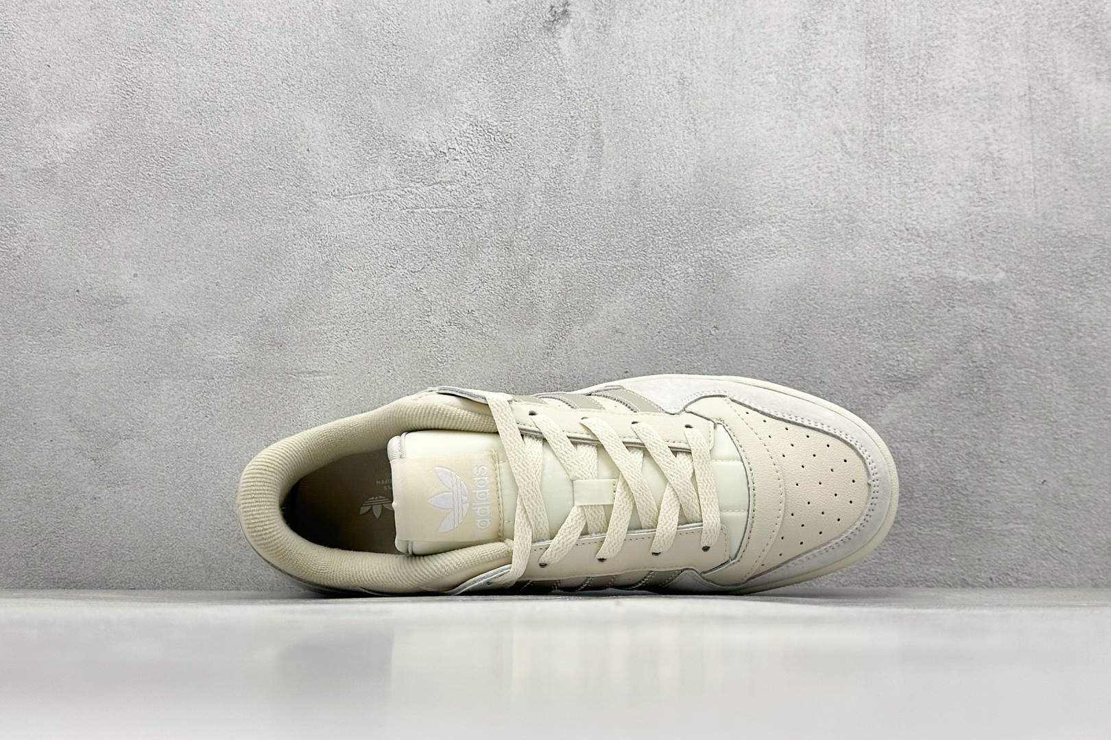 220 Adidas Forum Low CL 低帮百搭潮流休闲运动板鞋 ID7995-Chinese UA Cheap High Quatity Brand Clothes Bags handbags Sneakers wholesale wholesaler seller from China Factory suppliers Fashion Clothing Shoes best Quality Beautiful Price 220 Adidas Forum Low CL 低帮百搭潮流休闲运动板鞋 ID7995