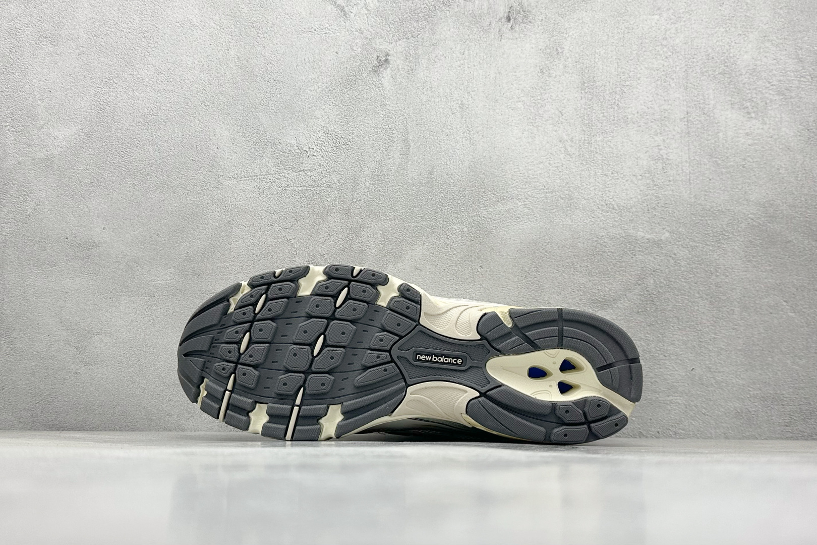 180 New Balance 740 复古跑鞋 U740PR2-Chinese UA Cheap High Quatity Brand Clothes Bags handbags Sneakers wholesale wholesaler seller from China Factory suppliers Fashion Clothing Shoes best Quality Beautiful Price 180 New Balance 740 复古跑鞋 U740PR2