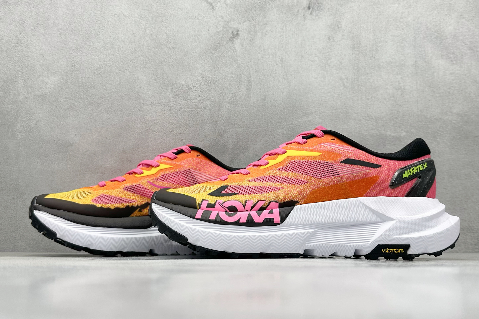 200 GX版Hoka Mafate Speed X 马法特厚底轻量山地跑步鞋 1161998/SRBT-Chinese UA Cheap High Quatity Brand Clothes Bags handbags Sneakers wholesale wholesaler seller from China Factory suppliers Fashion Clothing Shoes best Quality Beautiful Price 200 GX版Hoka Mafate Speed X 马法特厚底轻量山地跑步鞋 1161998/SRBT