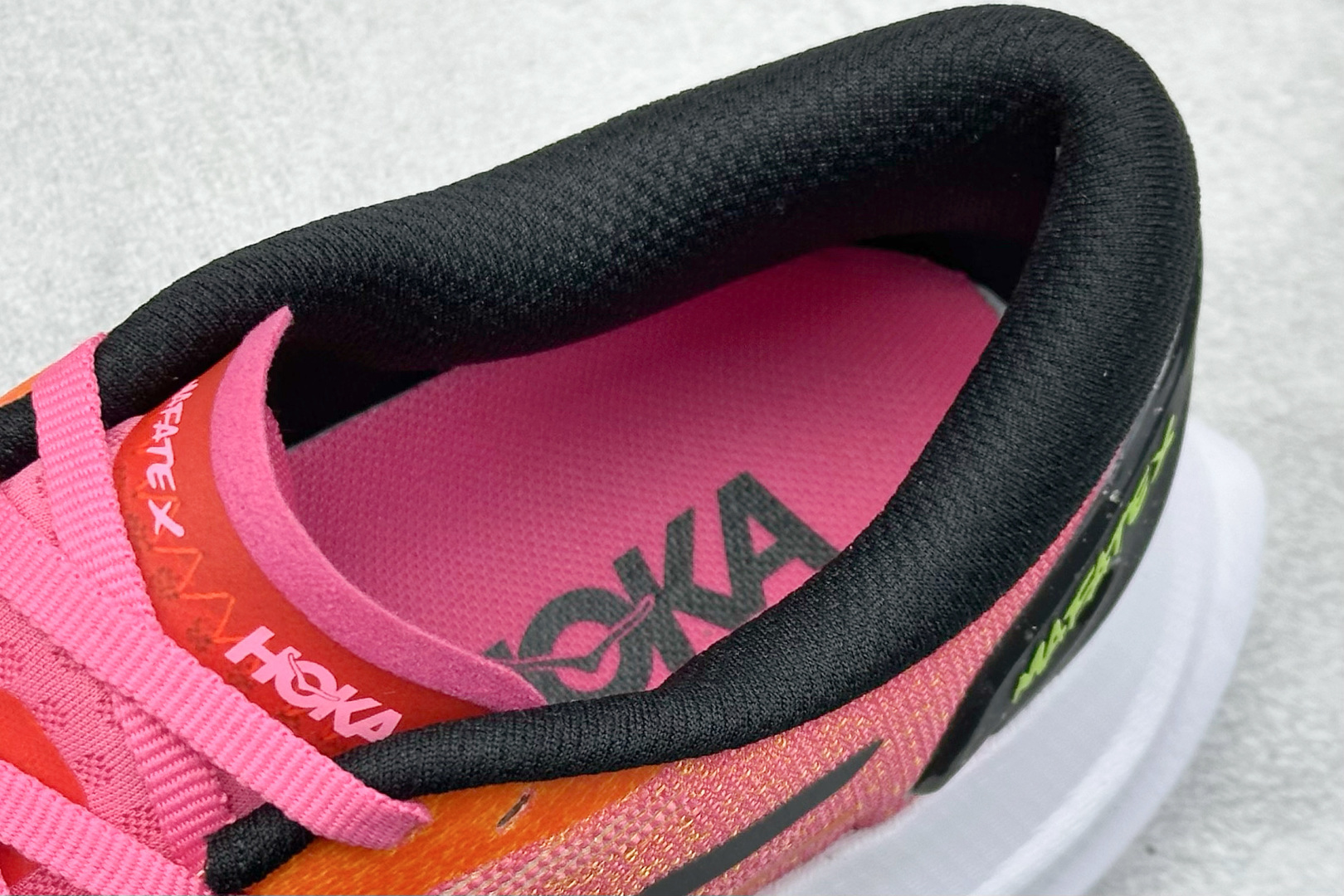 200 GX版Hoka Mafate Speed X 马法特厚底轻量山地跑步鞋 1161998/SRBT-Chinese UA Cheap High Quatity Brand Clothes Bags handbags Sneakers wholesale wholesaler seller from China Factory suppliers Fashion Clothing Shoes best Quality Beautiful Price 200 GX版Hoka Mafate Speed X 马法特厚底轻量山地跑步鞋 1161998/SRBT