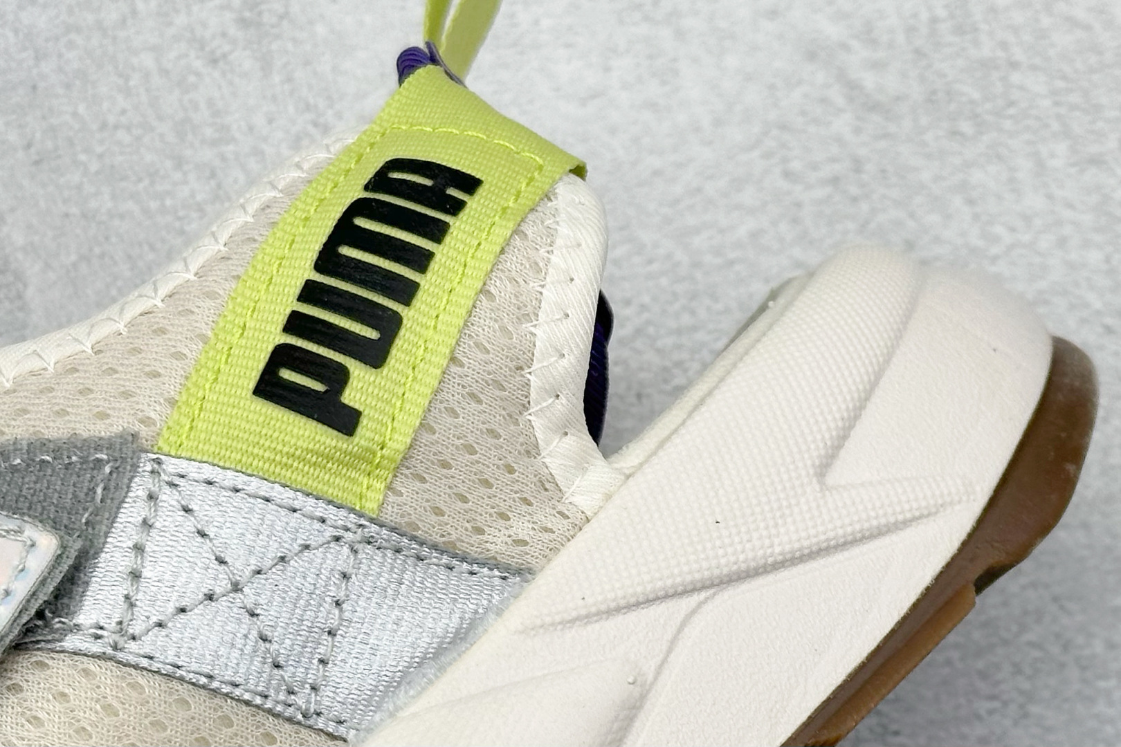 140 TG版Puma/彪马 RS-Sandal LRI 百搭潮流休闲运动魔术贴沙滩凉鞋 368763-01-Chinese UA Cheap High Quatity Brand Clothes Bags handbags Sneakers wholesale wholesaler seller from China Factory suppliers Fashion Clothing Shoes best Quality Beautiful Price 140 TG版Puma/彪马 RS-Sandal LRI 百搭潮流休闲运动魔术贴沙滩凉鞋 368763-01