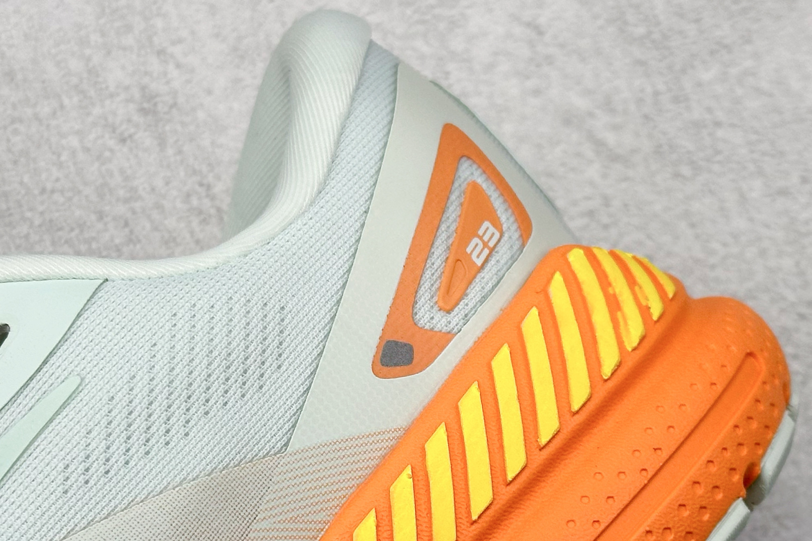 180 Z版Brooks Adrenaline GTS 23 布鲁克斯网面运动鞋 120381 1B 464-Chinese UA Cheap High Quatity Brand Clothes Bags handbags Sneakers wholesale wholesaler seller from China Factory suppliers Fashion Clothing Shoes best Quality Beautiful Price 180 Z版Brooks Adrenaline GTS 23 布鲁克斯网面运动鞋 120381 1B 464