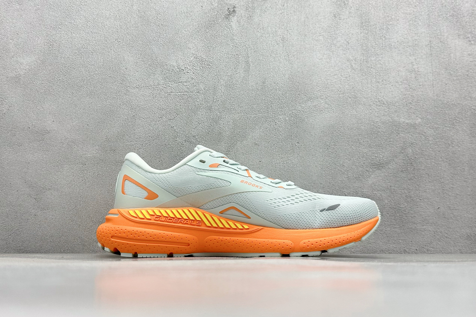 180 Z版Brooks Adrenaline GTS 23 布鲁克斯网面运动鞋 120381 1B 464-Chinese UA Cheap High Quatity Brand Clothes Bags handbags Sneakers wholesale wholesaler seller from China Factory suppliers Fashion Clothing Shoes best Quality Beautiful Price 180 Z版Brooks Adrenaline GTS 23 布鲁克斯网面运动鞋 120381 1B 464